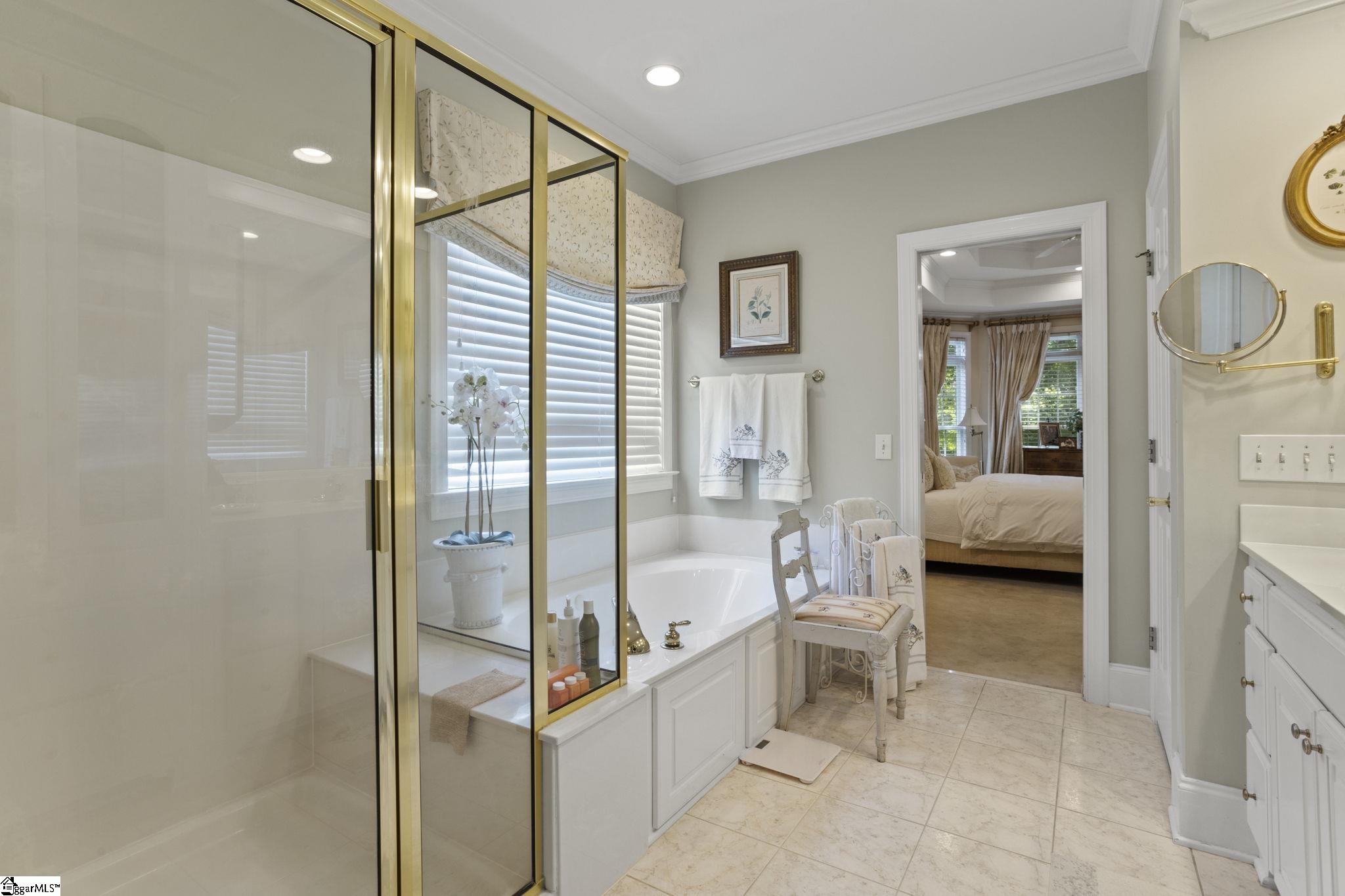 105 Red Branch Lane Simpsonville, SC 29681