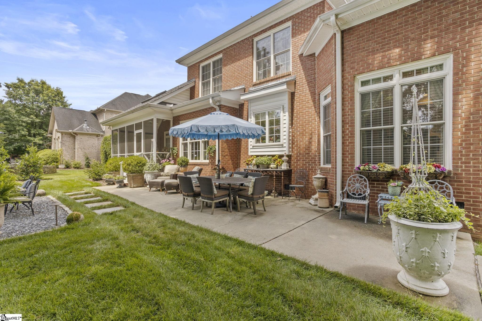 105 Red Branch Lane Simpsonville, SC 29681