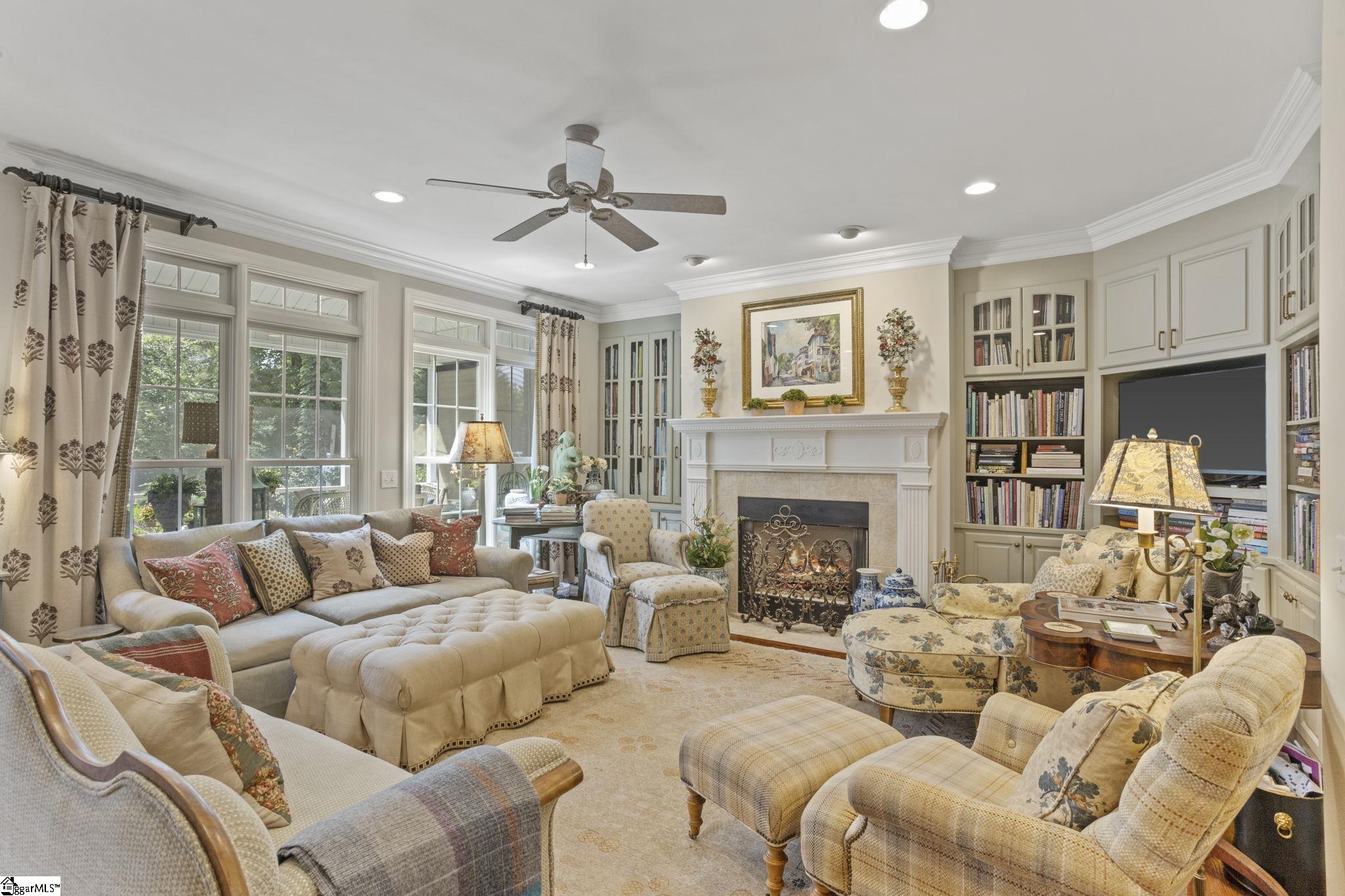 105 Red Branch Lane Simpsonville, SC 29681
