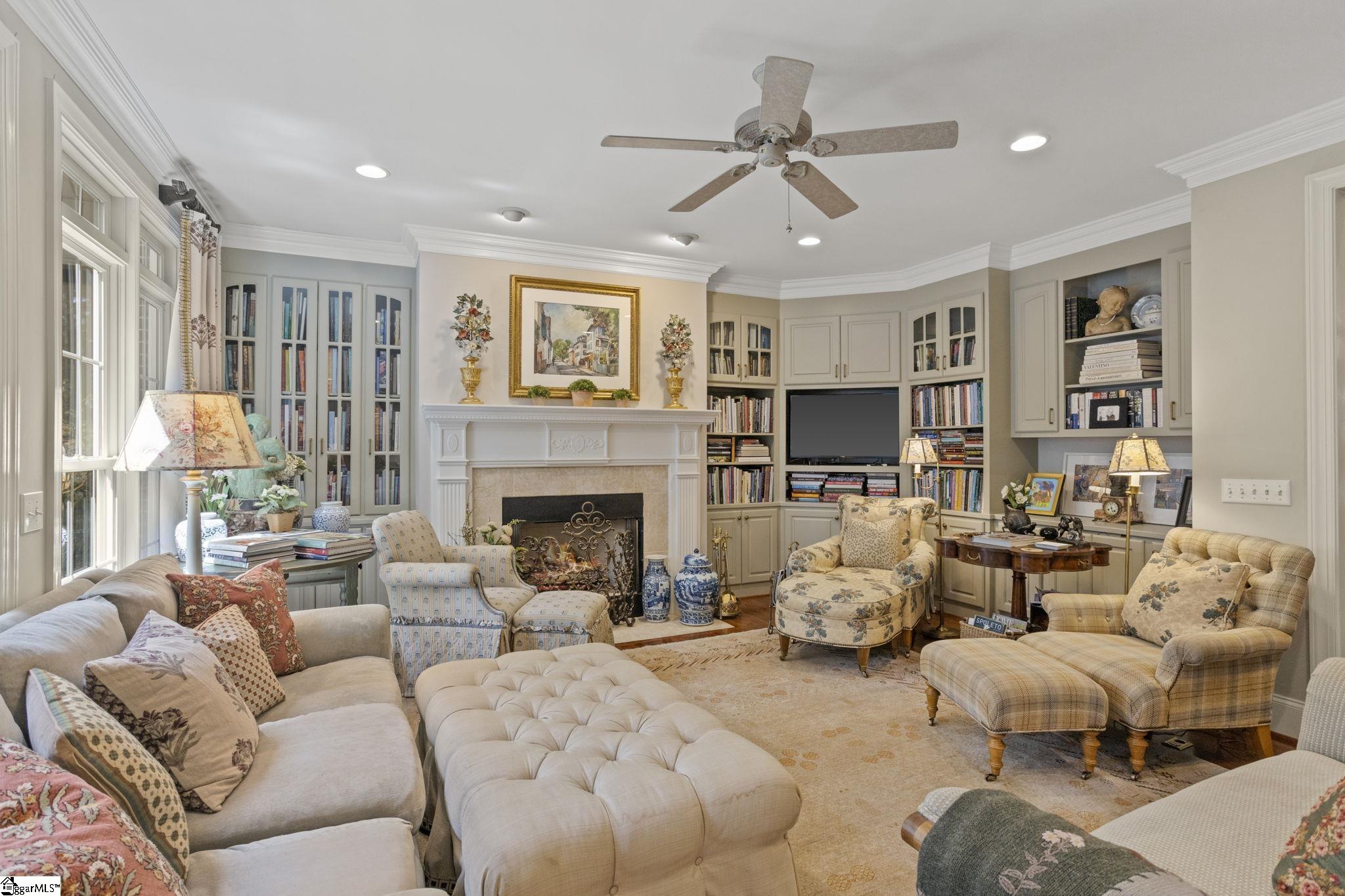 105 Red Branch Lane Simpsonville, SC 29681