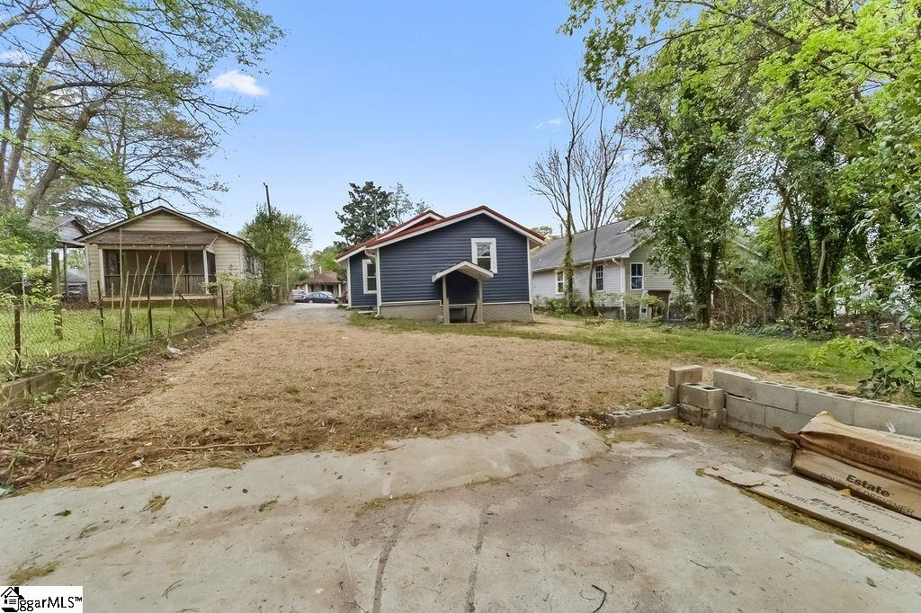 208 Crestone Drive Greenville, SC 29611