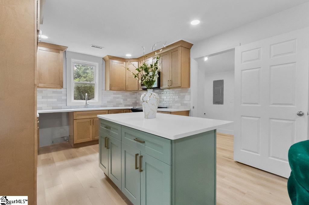 208 Crestone Drive Greenville, SC 29611