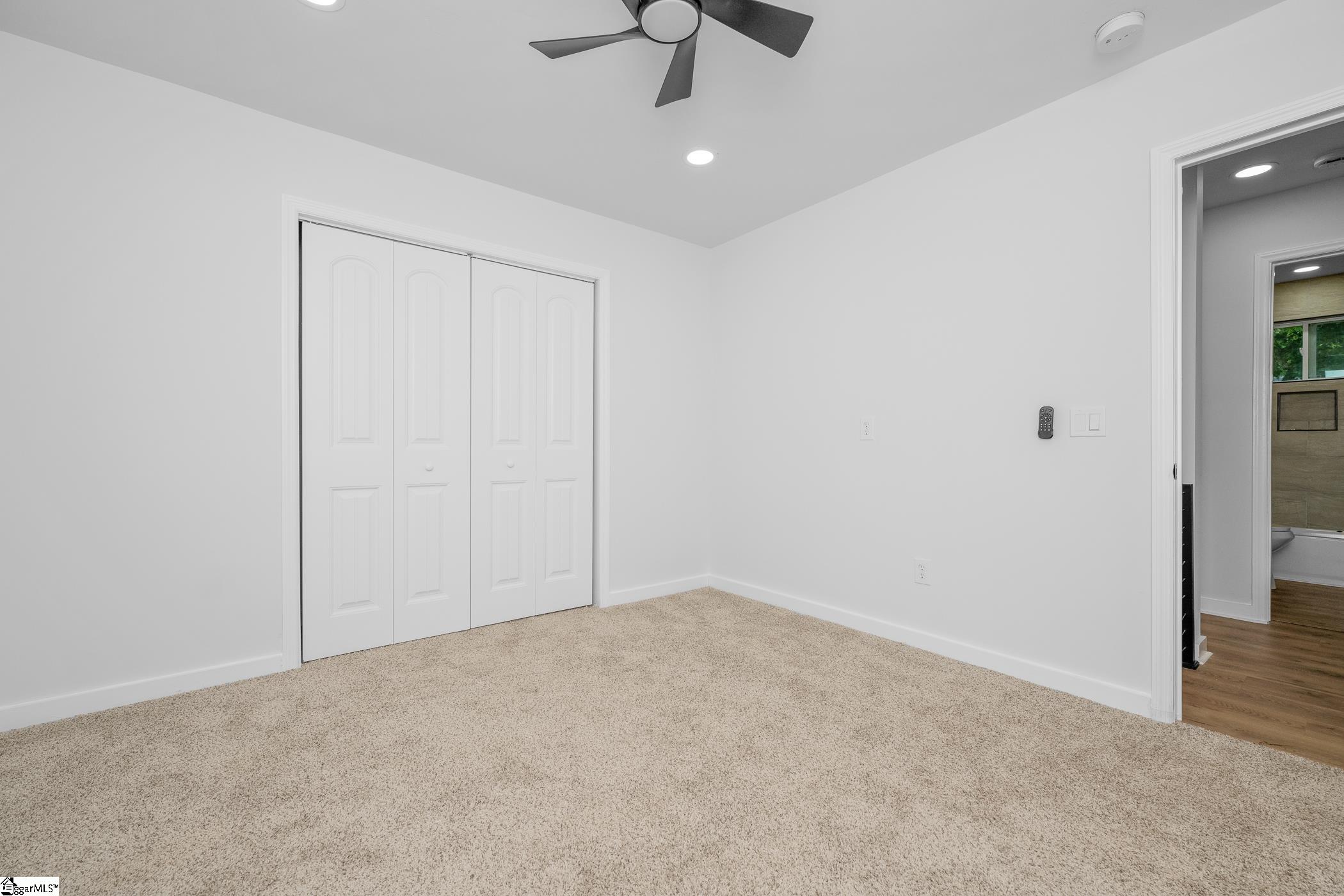 10 Valley View Lane Greenville, SC 29605