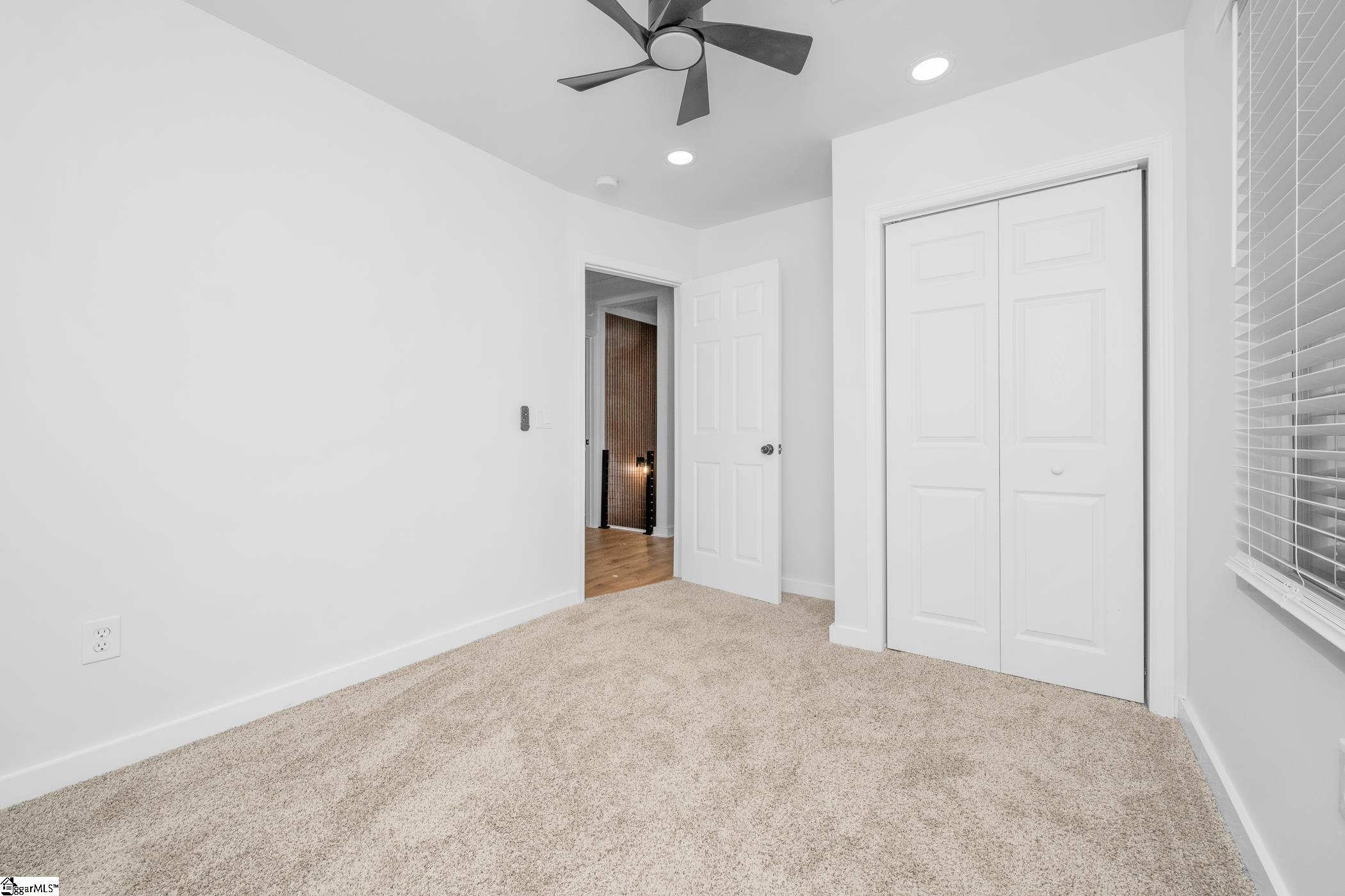 10 Valley View Lane Greenville, SC 29605