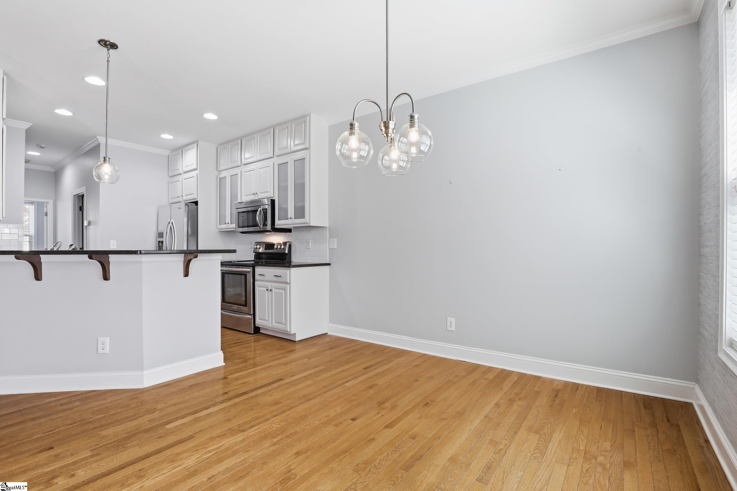 1 Edge Court UNIT Unit B Greenville, SC 29609