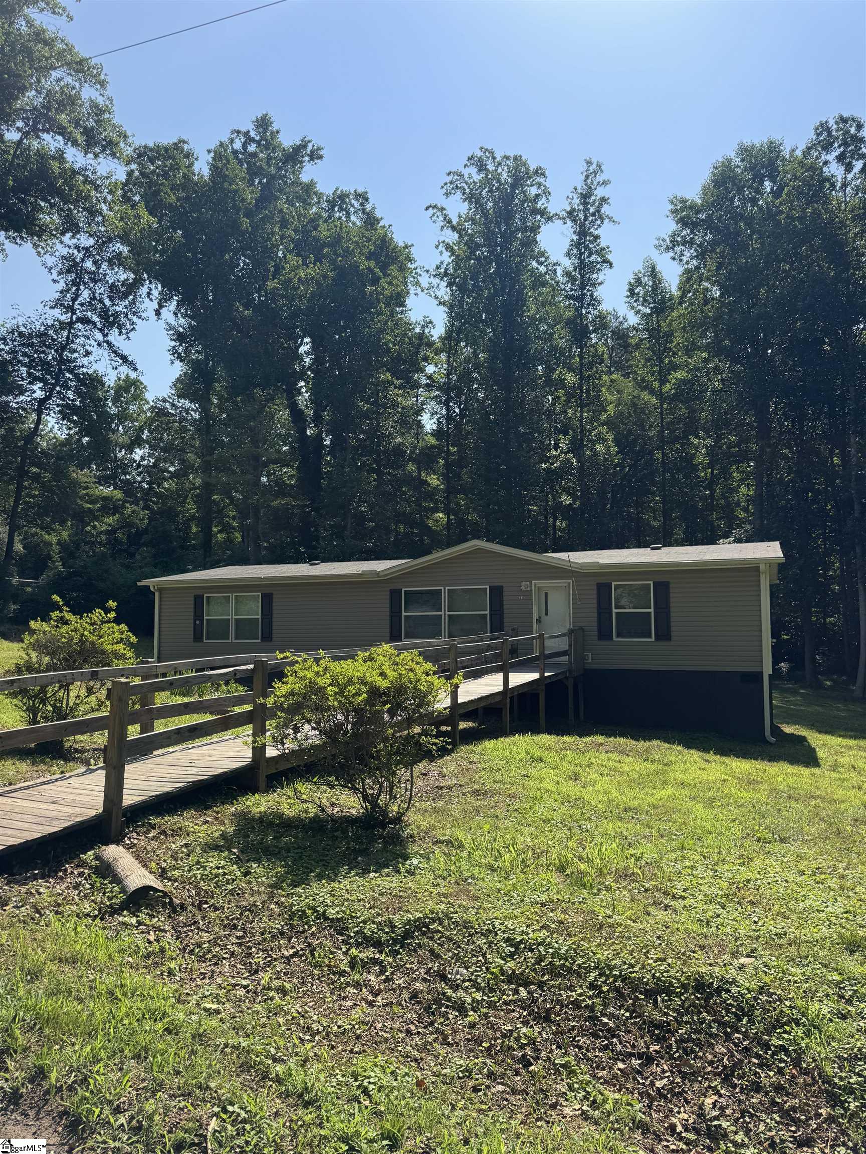 21 Hughes Road Greenville, SC 29611