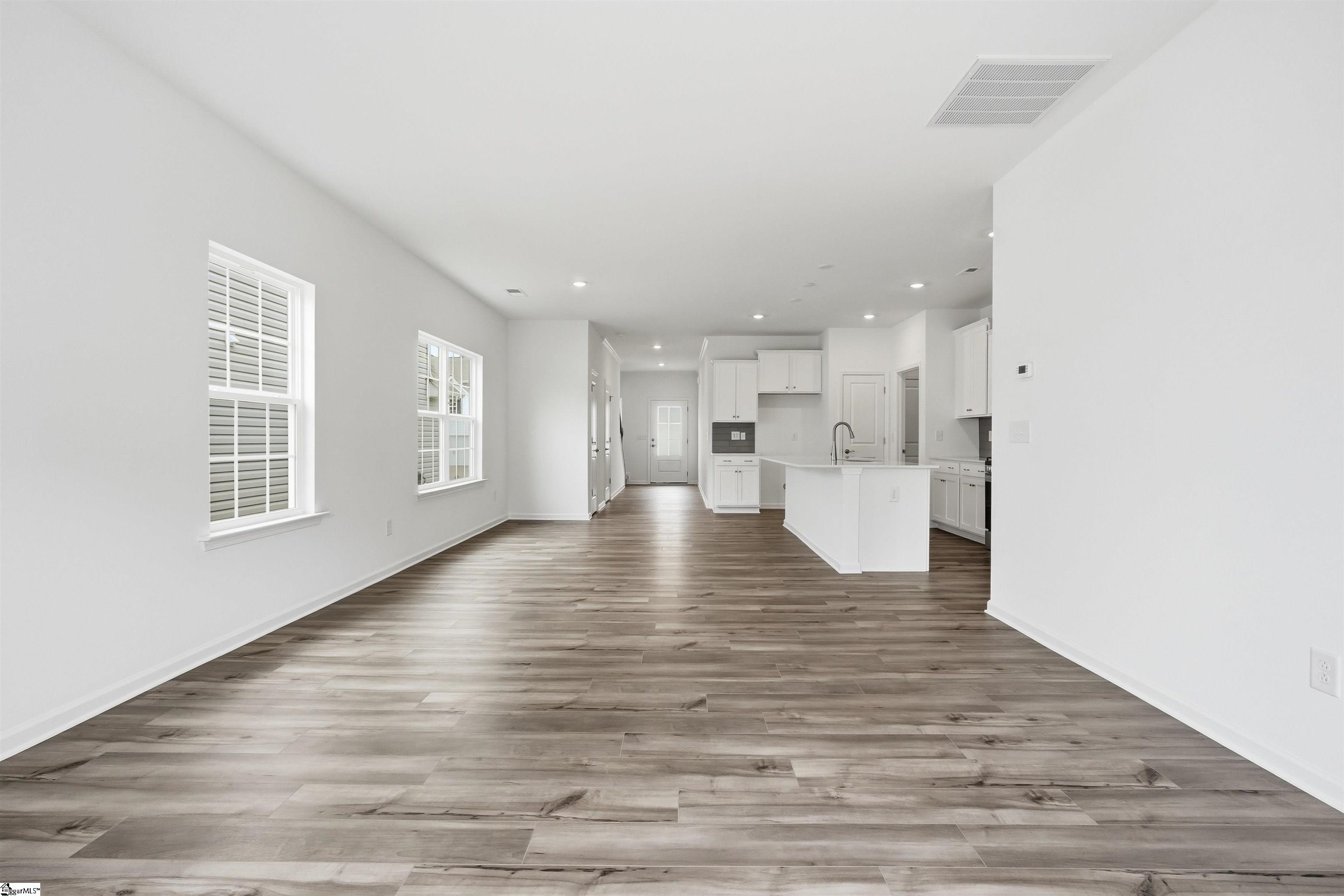 157 Farmwell Drive Woodruff, SC 29388