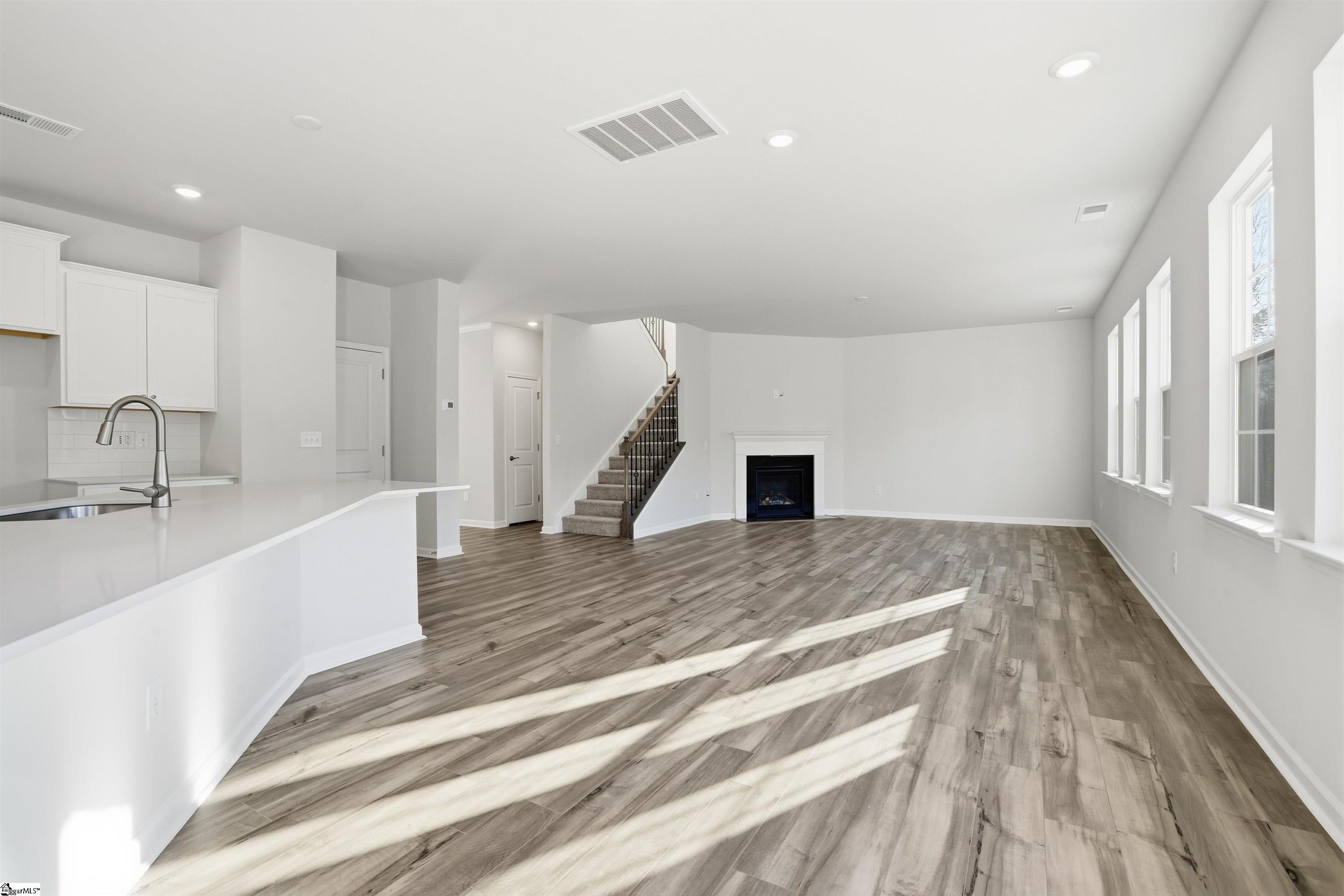 905 Kitson Court Enoree, SC 29335