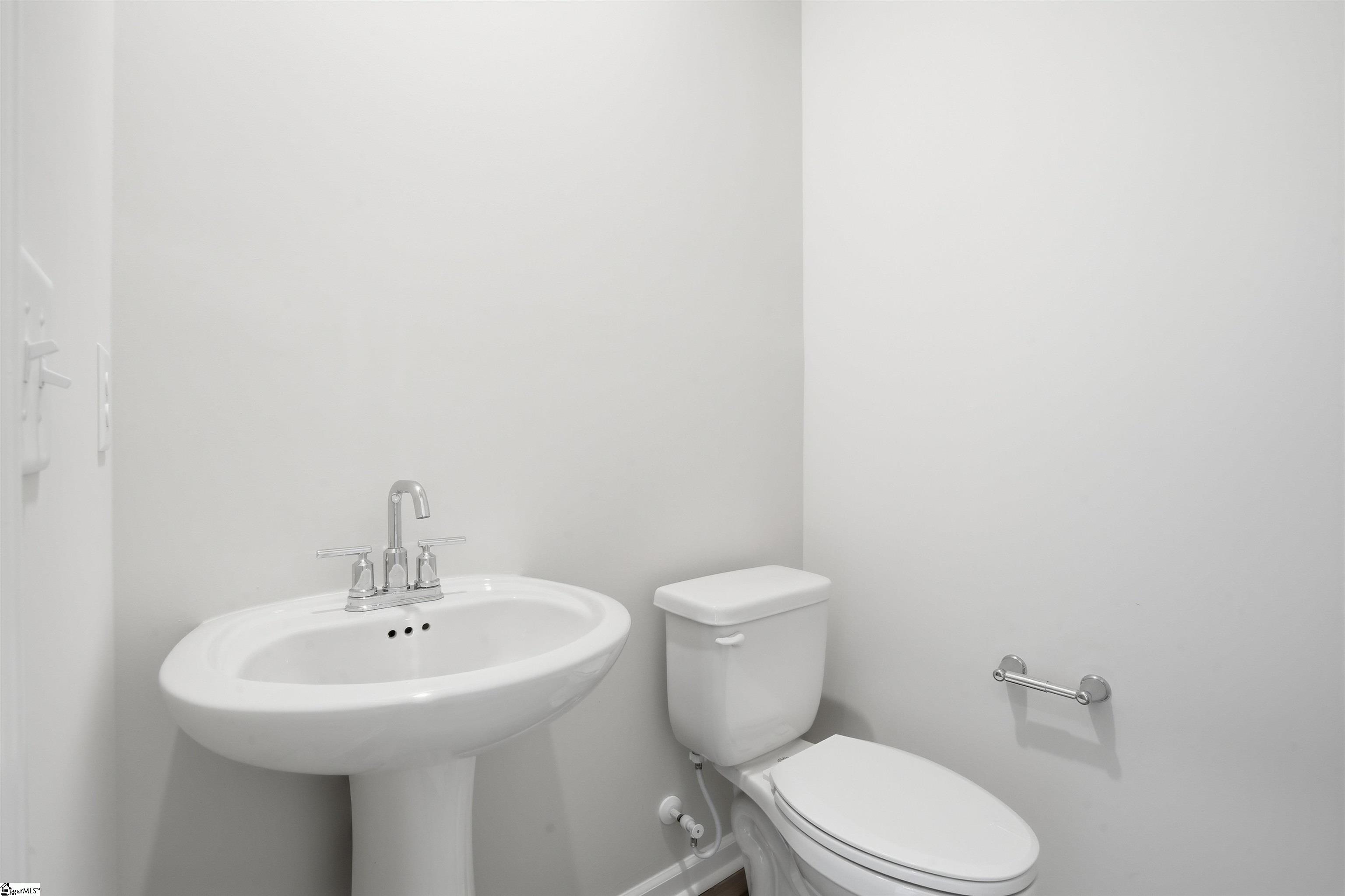 905 Kitson Court Enoree, SC 29335