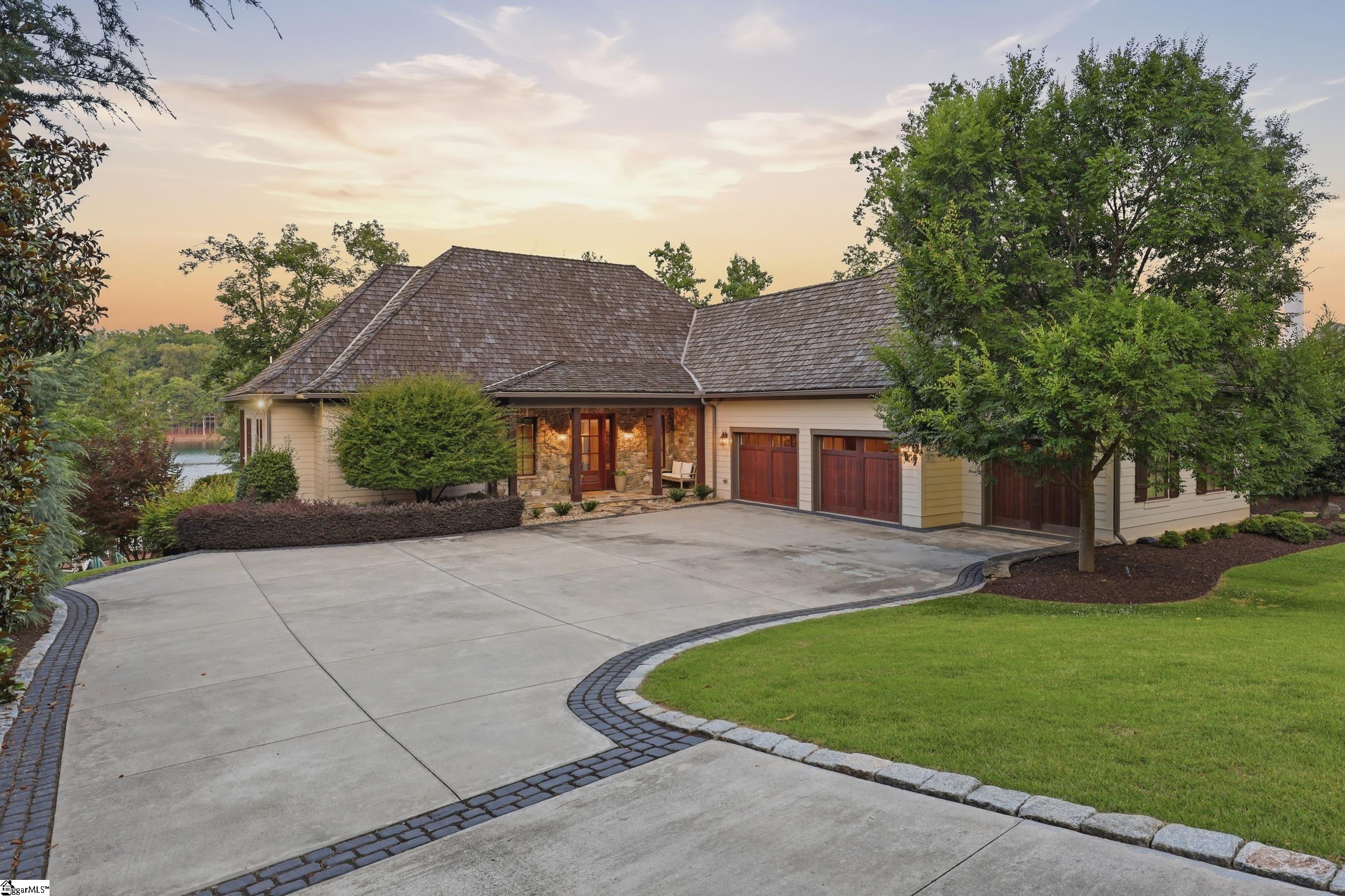 147 S Edgewater Drive Sunset, SC 29685