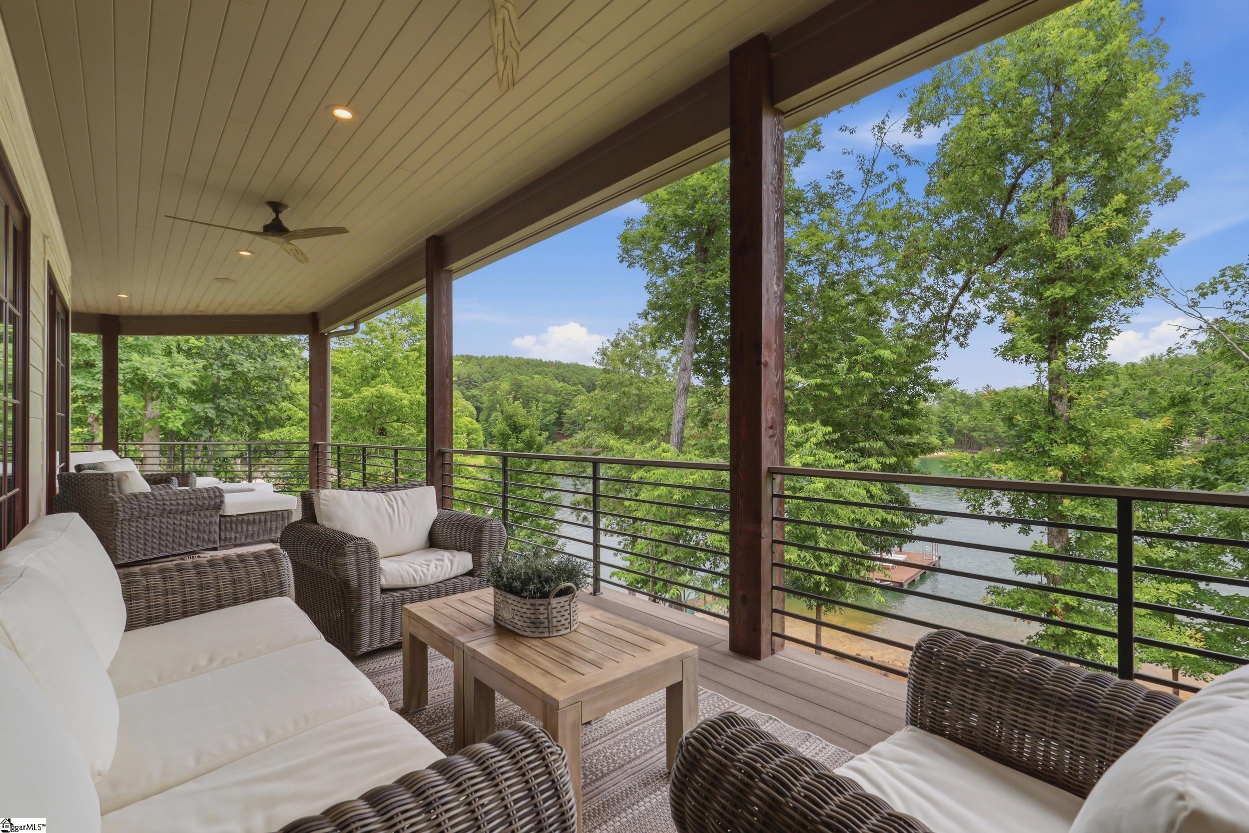 147 S Edgewater Drive Sunset, SC 29685