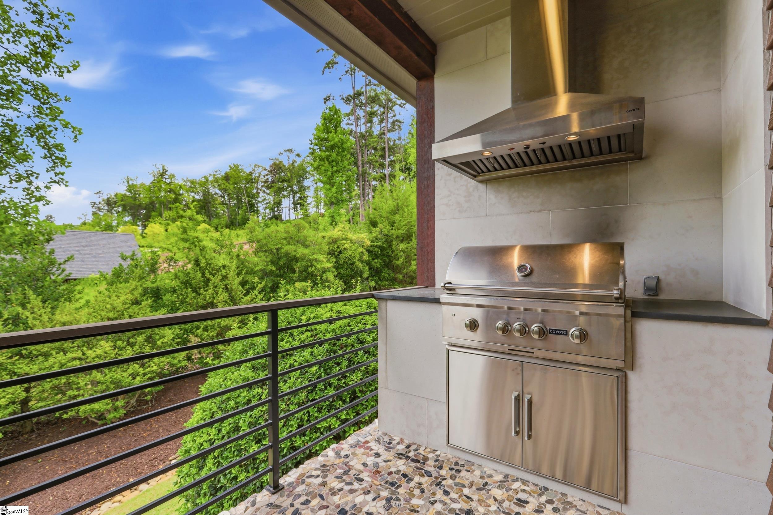 147 S Edgewater Drive Sunset, SC 29685