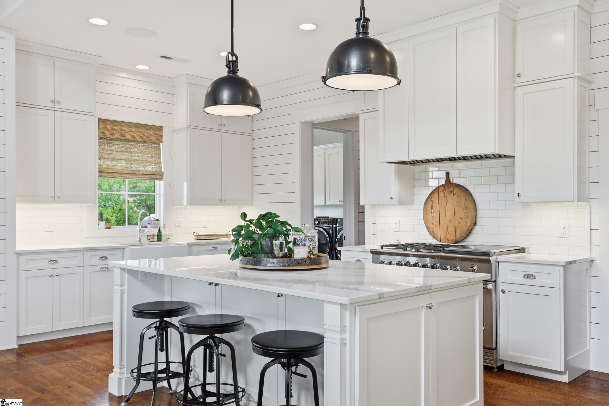 147 S Edgewater Drive Sunset, SC 29685