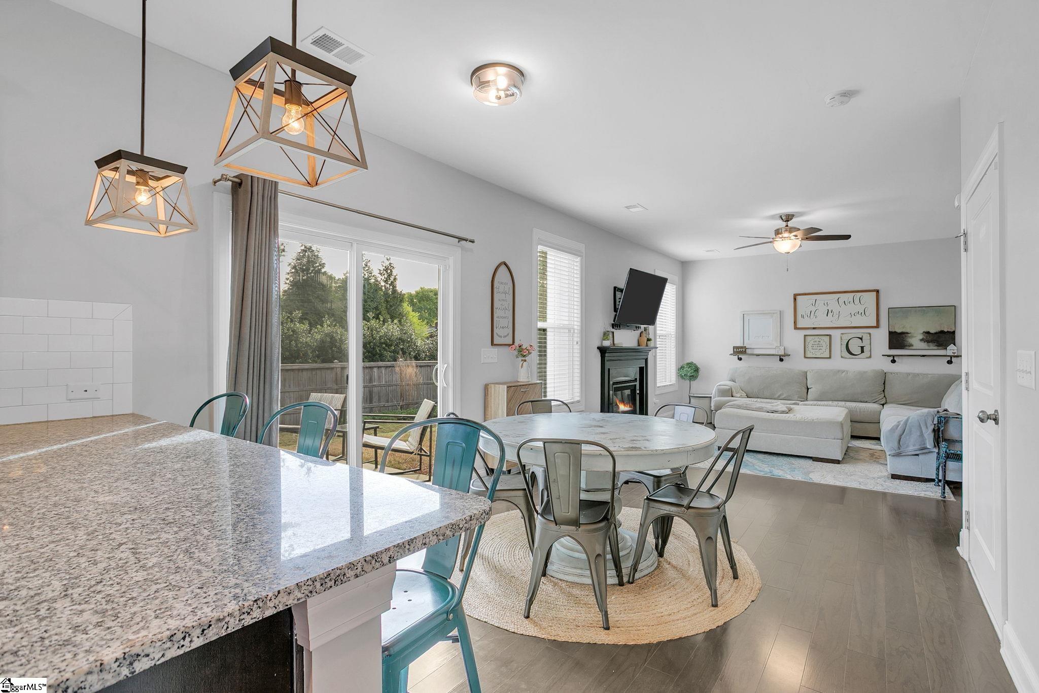28 Fowler Oaks Lane Simpsonville, SC 29681