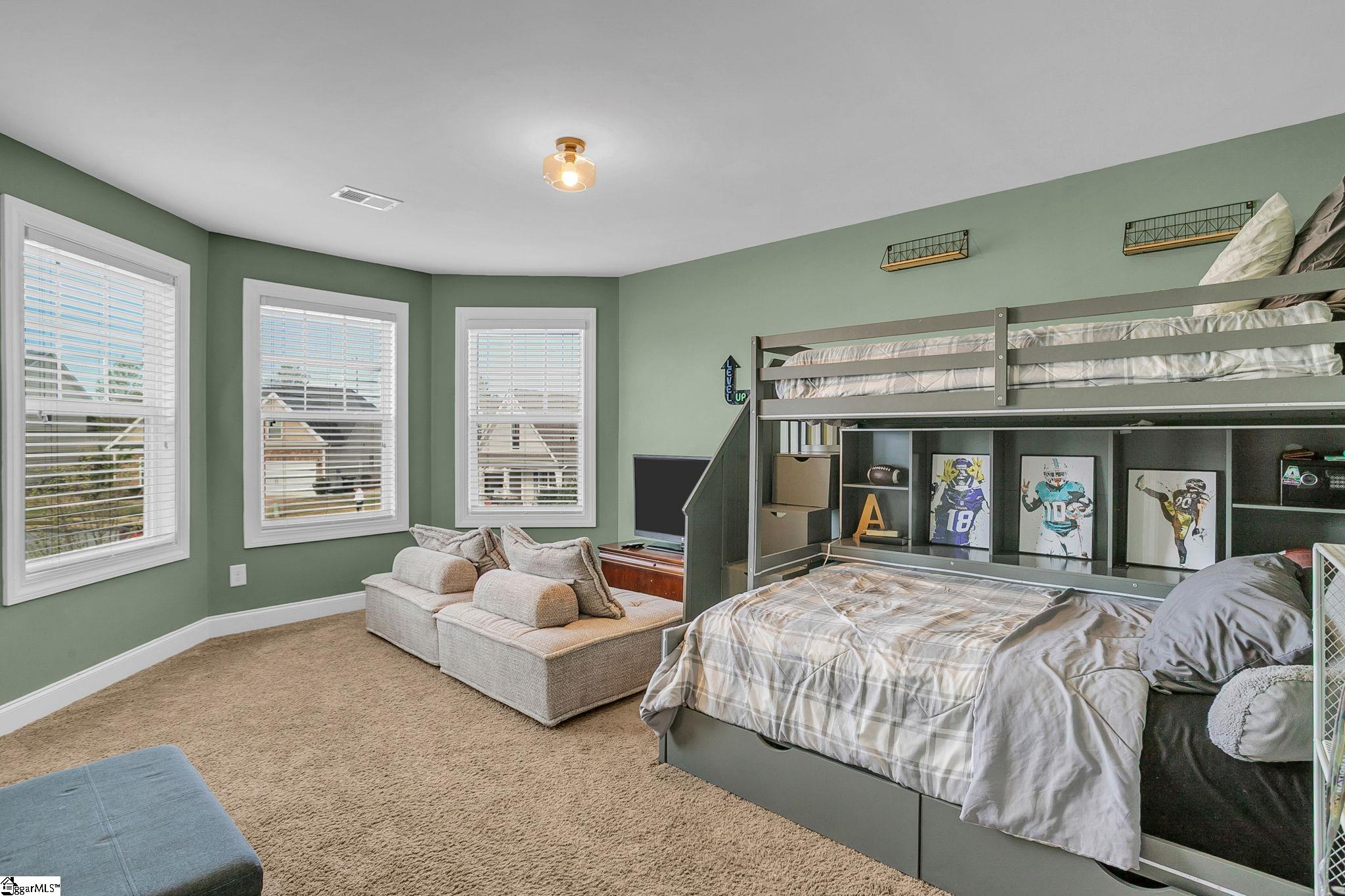 28 Fowler Oaks Lane Simpsonville, SC 29681