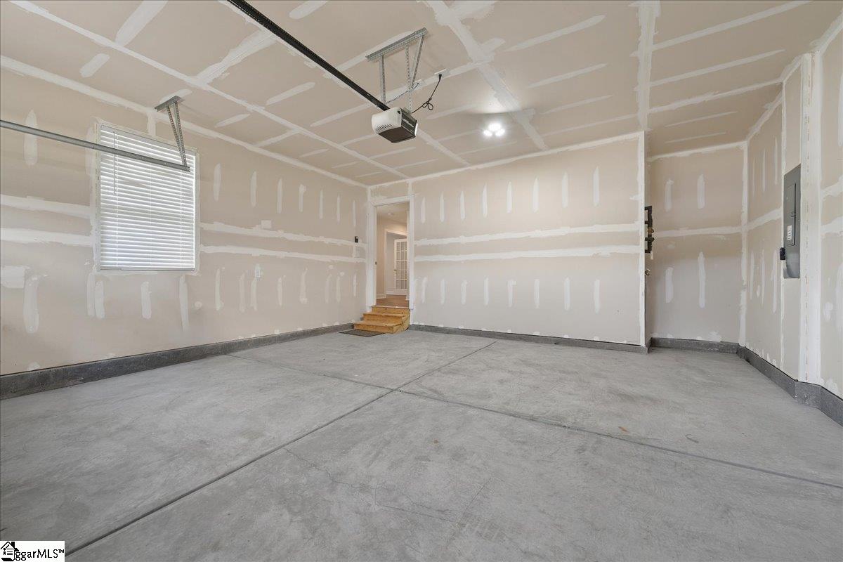 651 Olivia Springs Drive Spartanburg, SC 29302