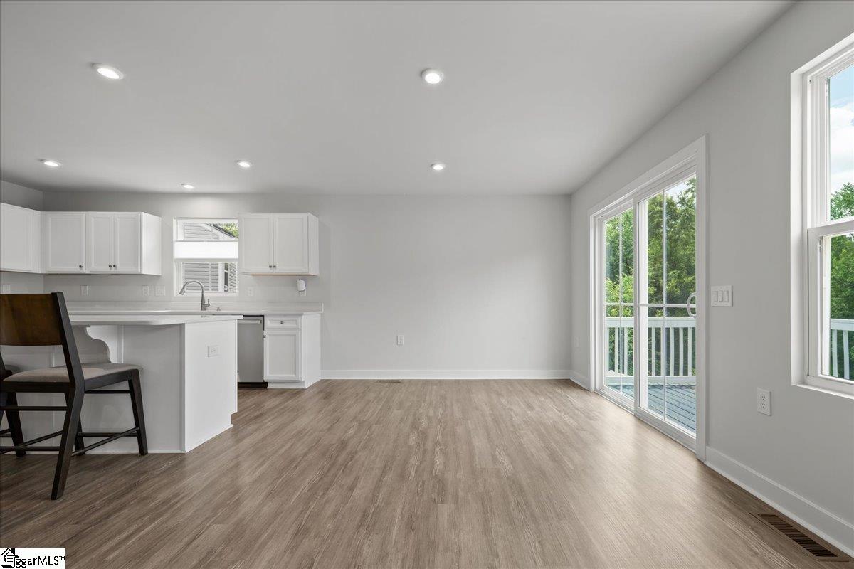 651 Olivia Springs Drive Spartanburg, SC 29302