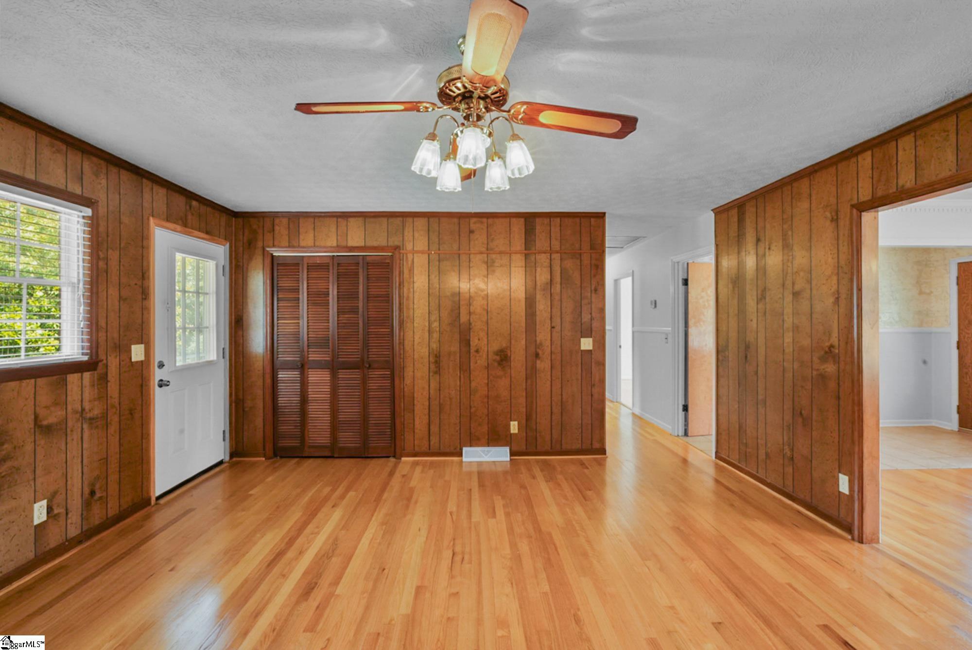 16 Farmington Trail Travelers Rest, SC 29690