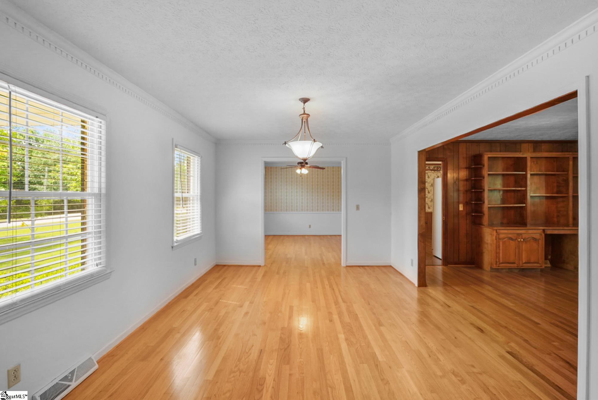 16 Farmington Trail Travelers Rest, SC 29690