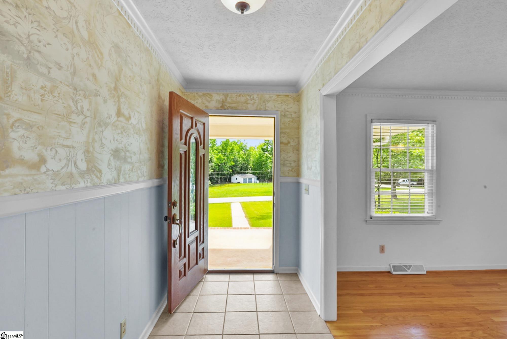 16 Farmington Trail Travelers Rest, SC 29690