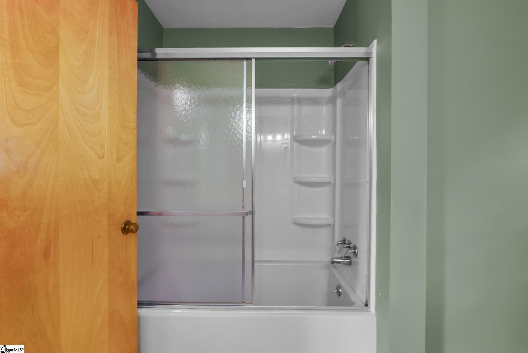 16 Farmington Trail Travelers Rest, SC 29690