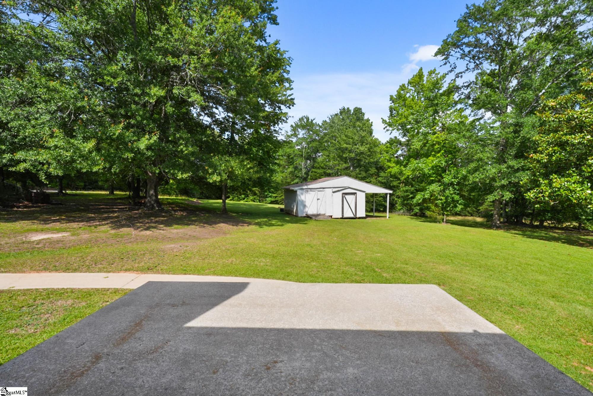 16 Farmington Trail Travelers Rest, SC 29690
