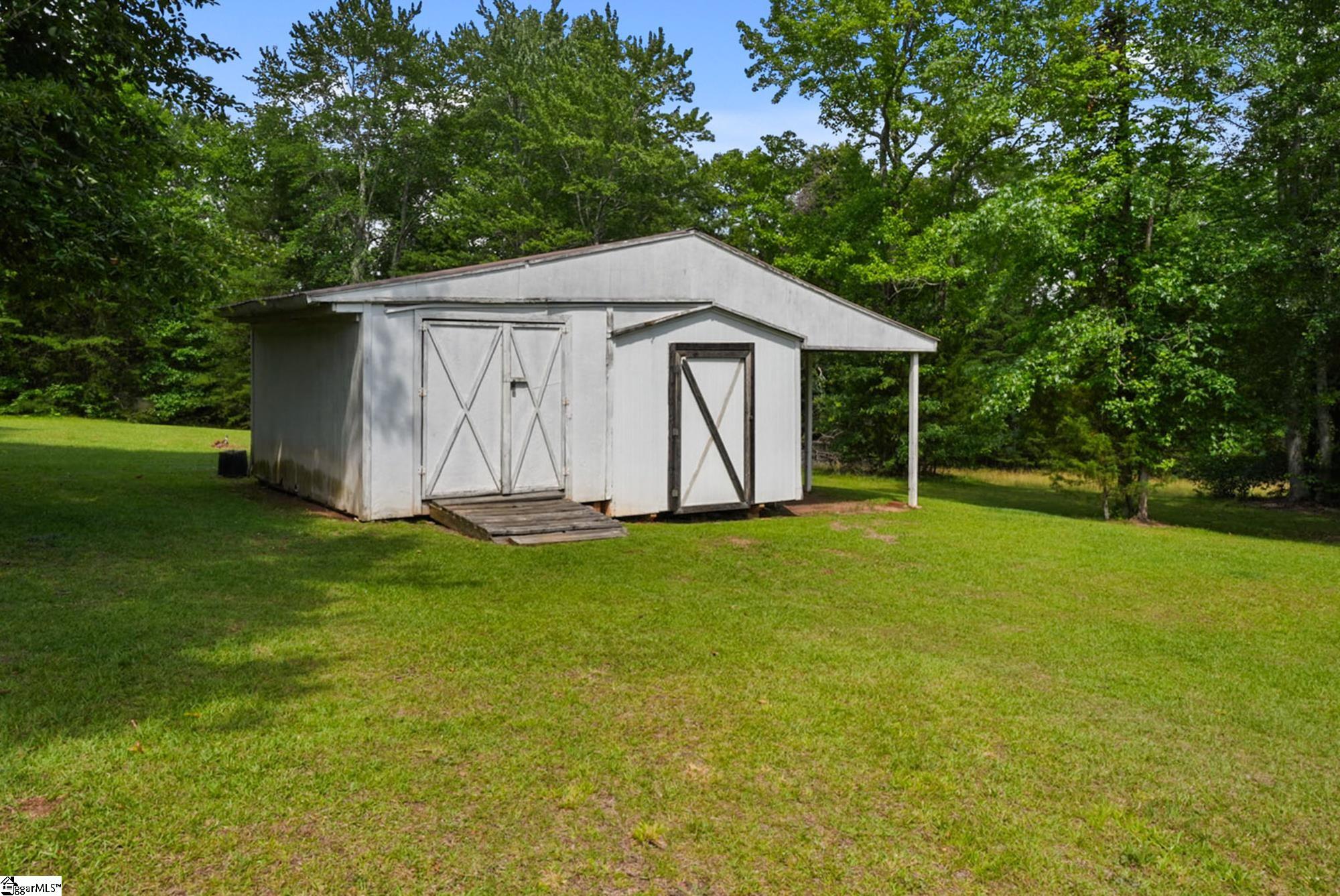 16 Farmington Trail Travelers Rest, SC 29690