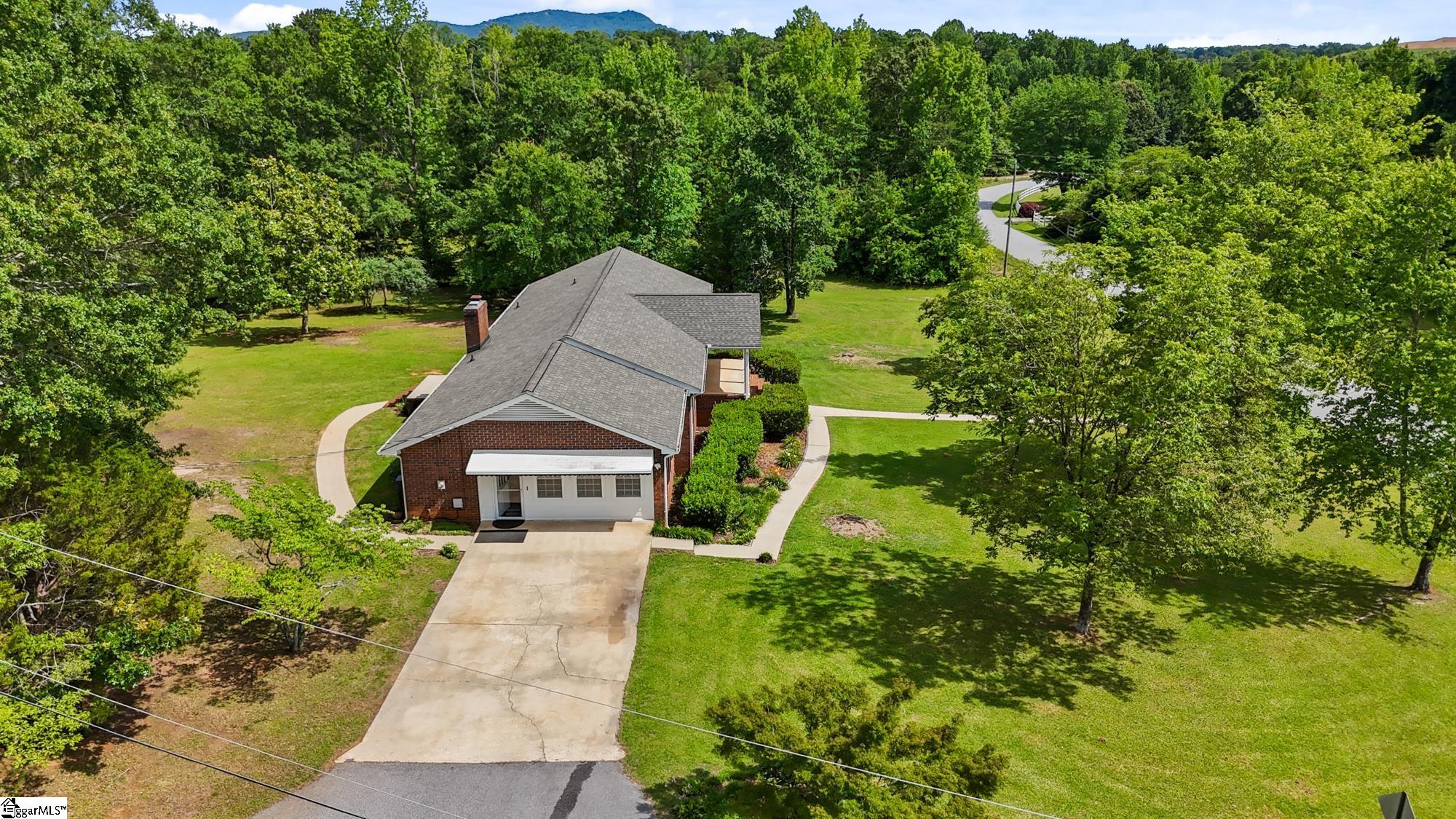 16 Farmington Trail Travelers Rest, SC 29690