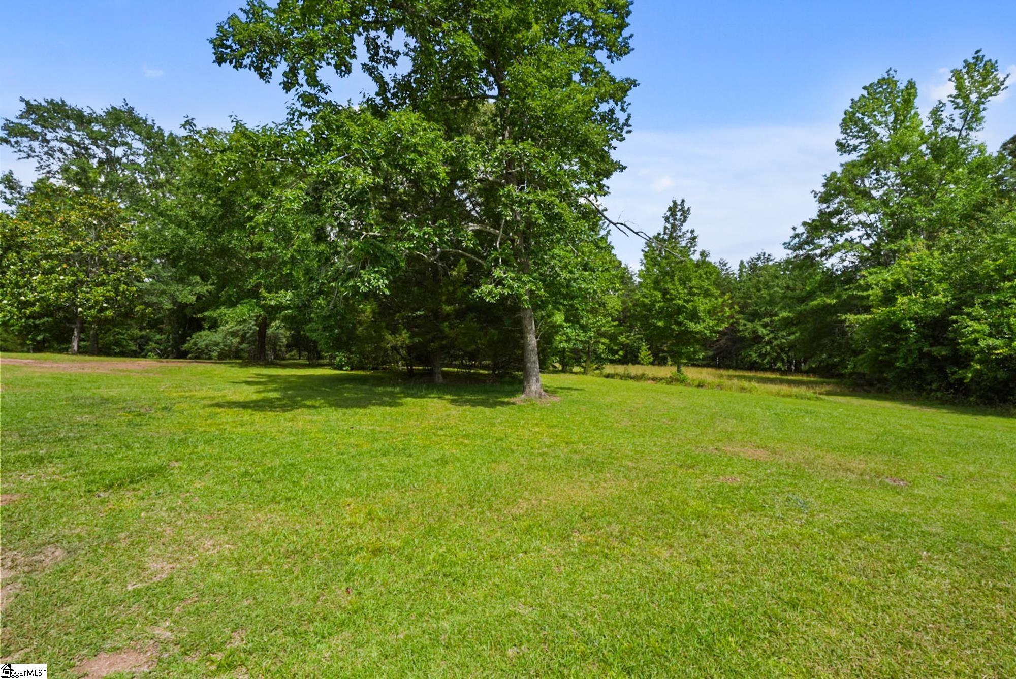 16 Farmington Trail Travelers Rest, SC 29690