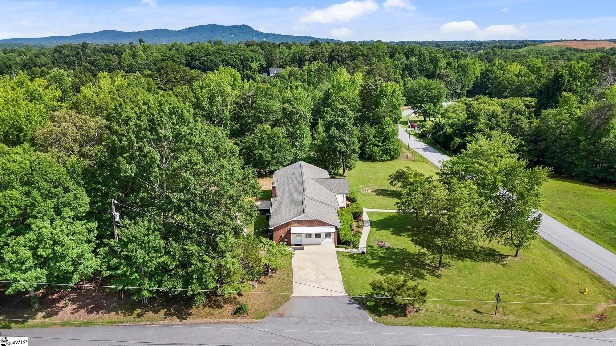 16 Farmington Trail Travelers Rest, SC 29690