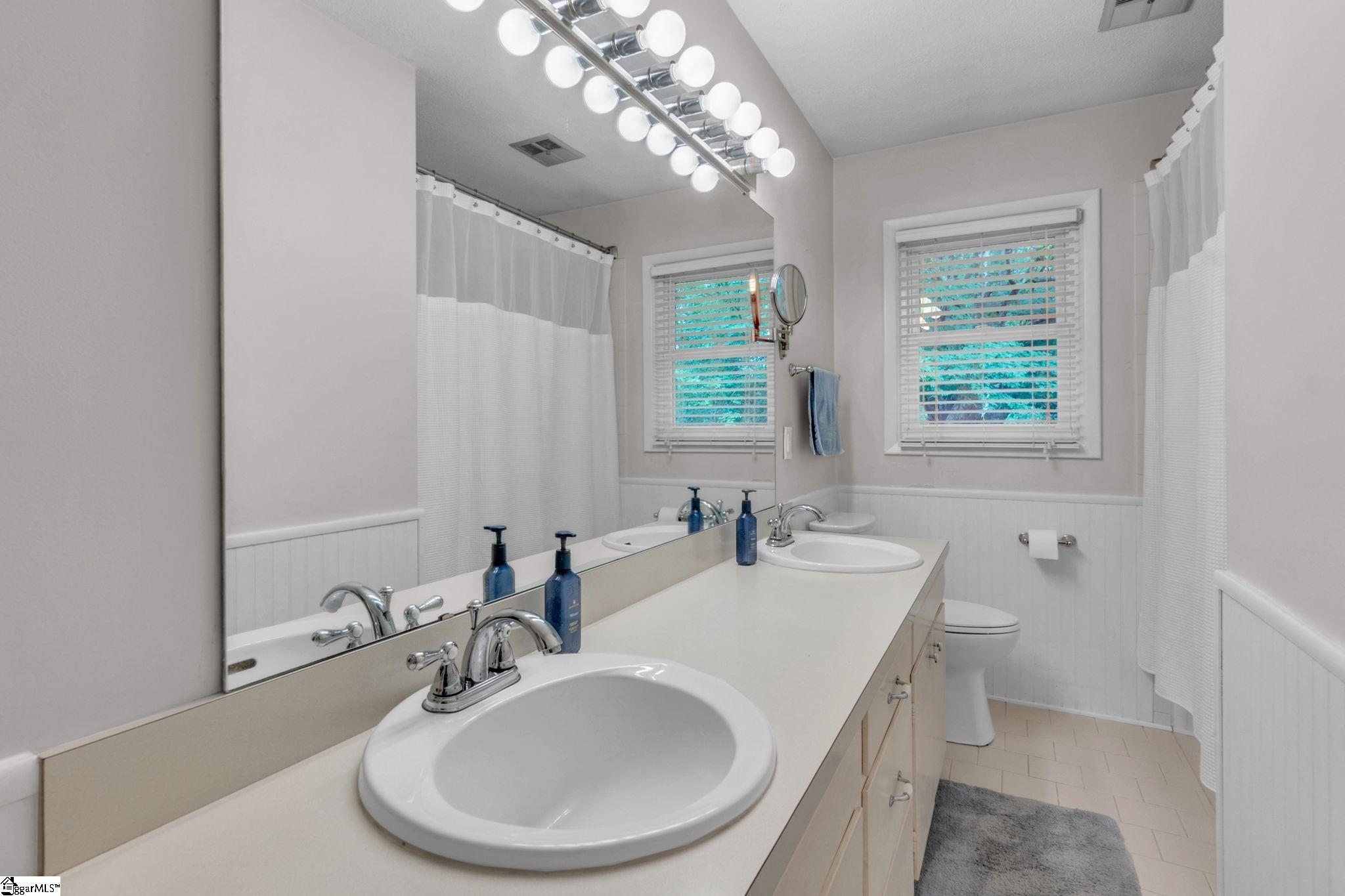200 Rampey Street Easley, SC 29640