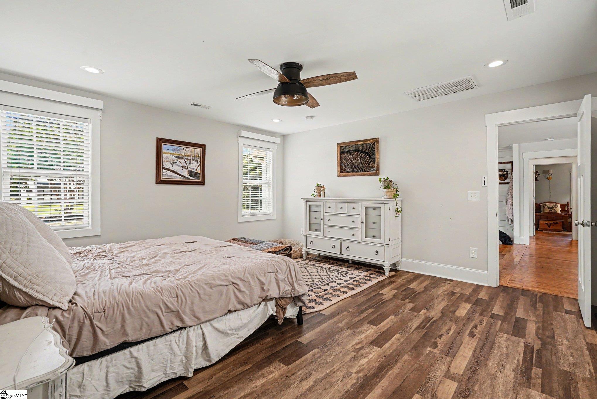 44 Wofford Road Taylors, SC 29687