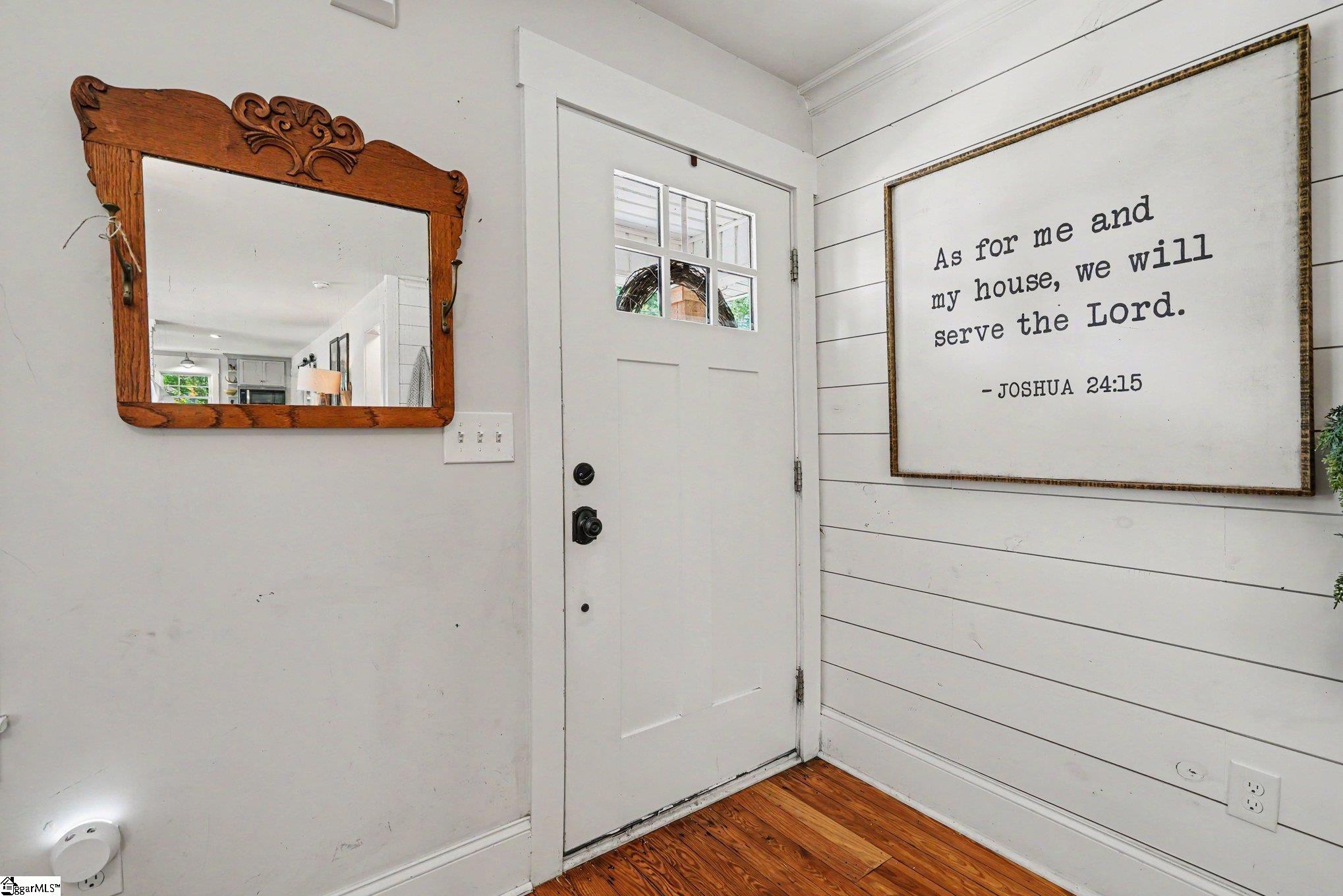 44 Wofford Road Taylors, SC 29687