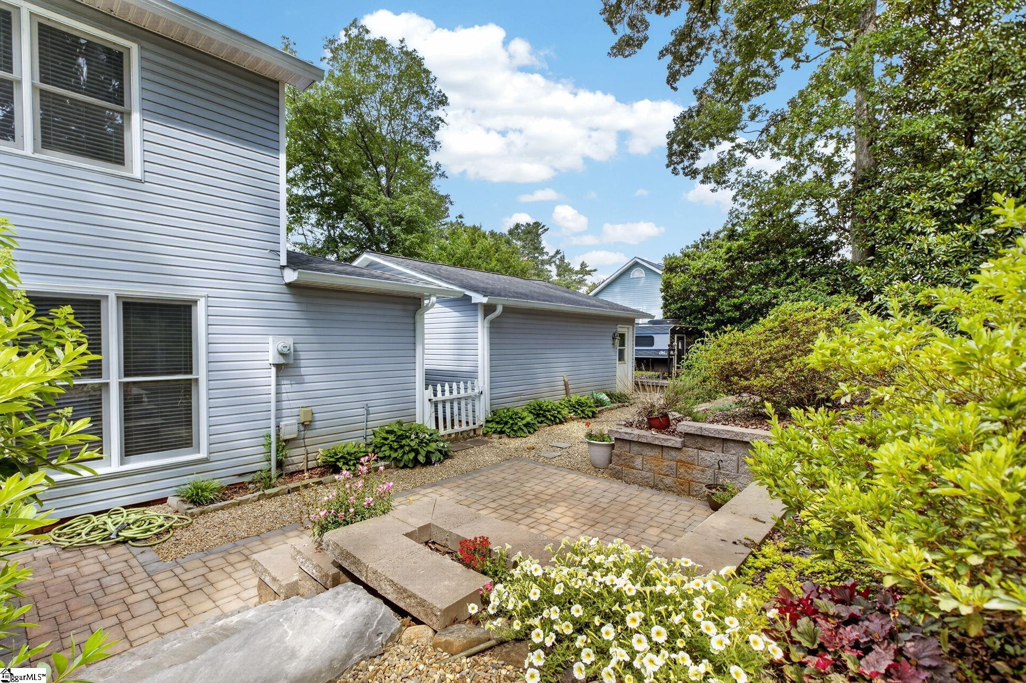 1911 Sitton Hill Road Easley, SC 29642