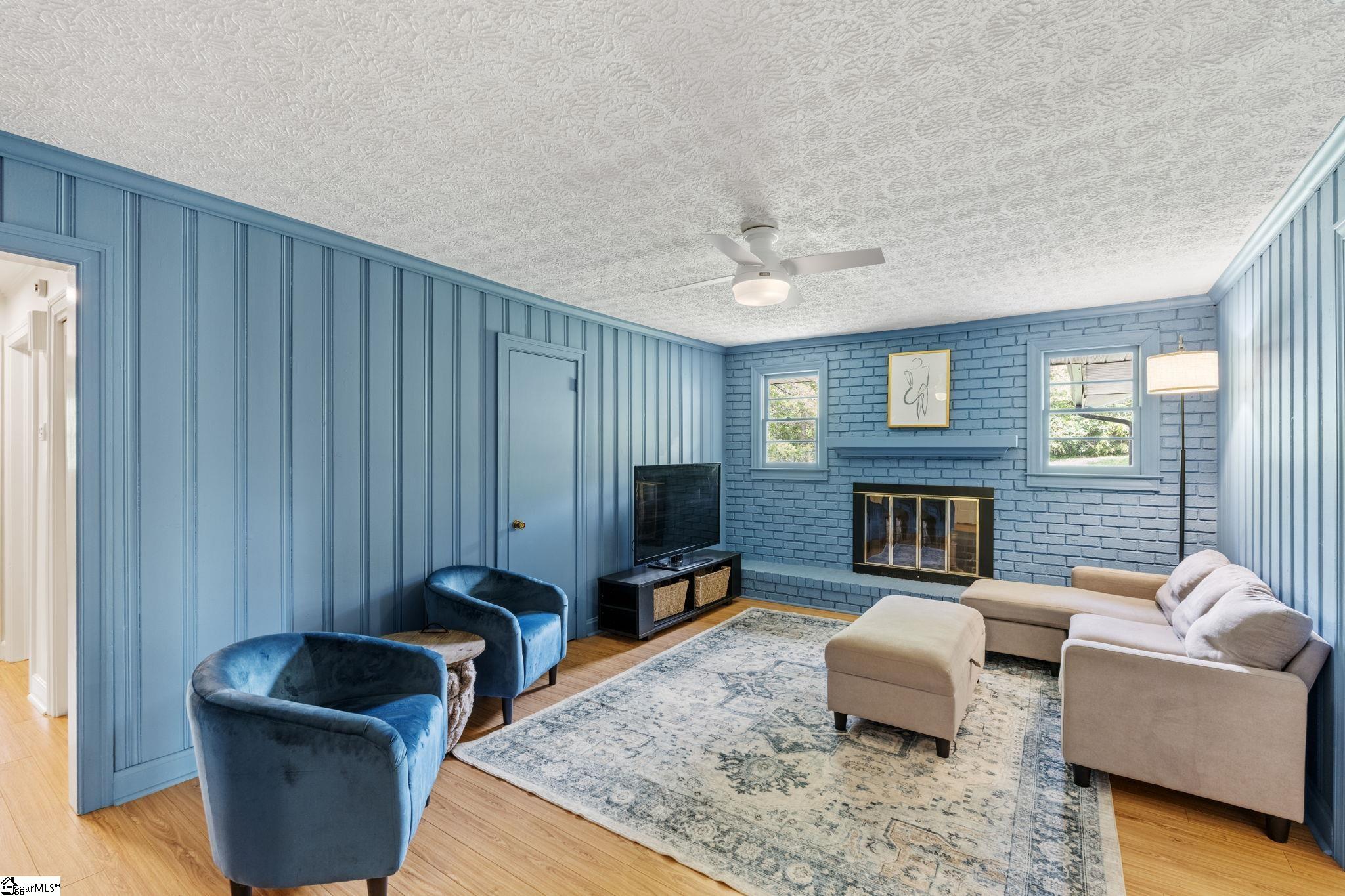 4 Timber Lane Greenville, SC 29609