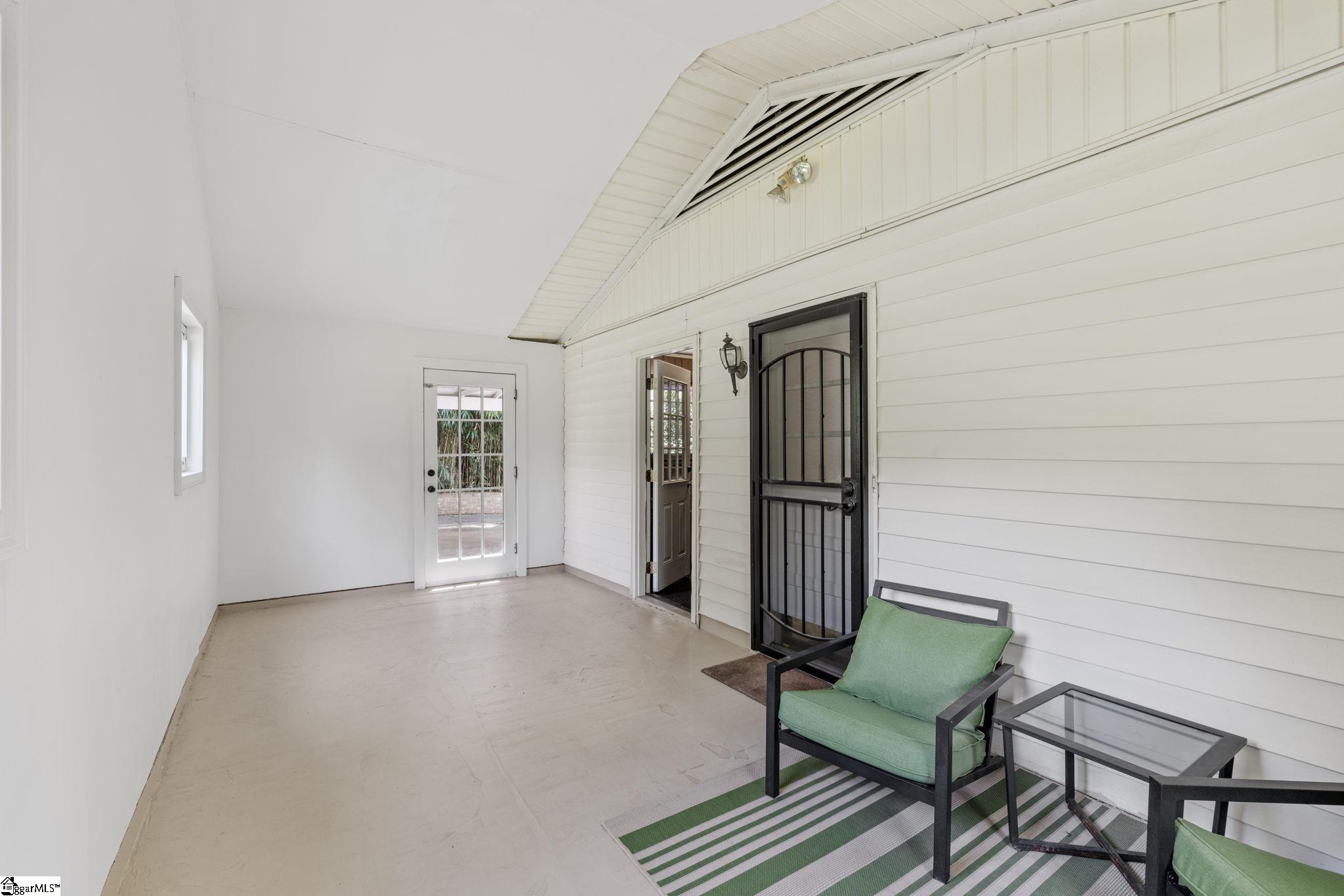 4 Timber Lane Greenville, SC 29609