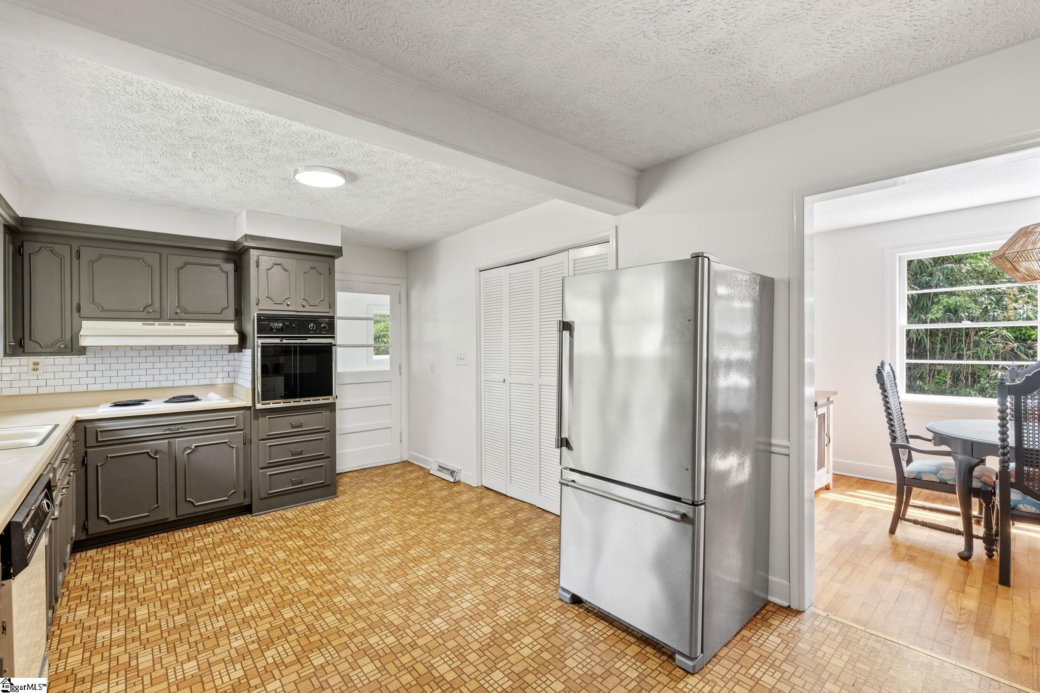 4 Timber Lane Greenville, SC 29609