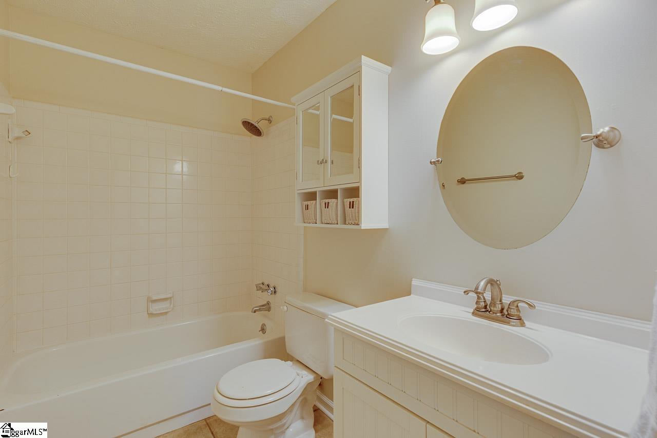 507 Hedgewood Terrace Greer, SC 29650