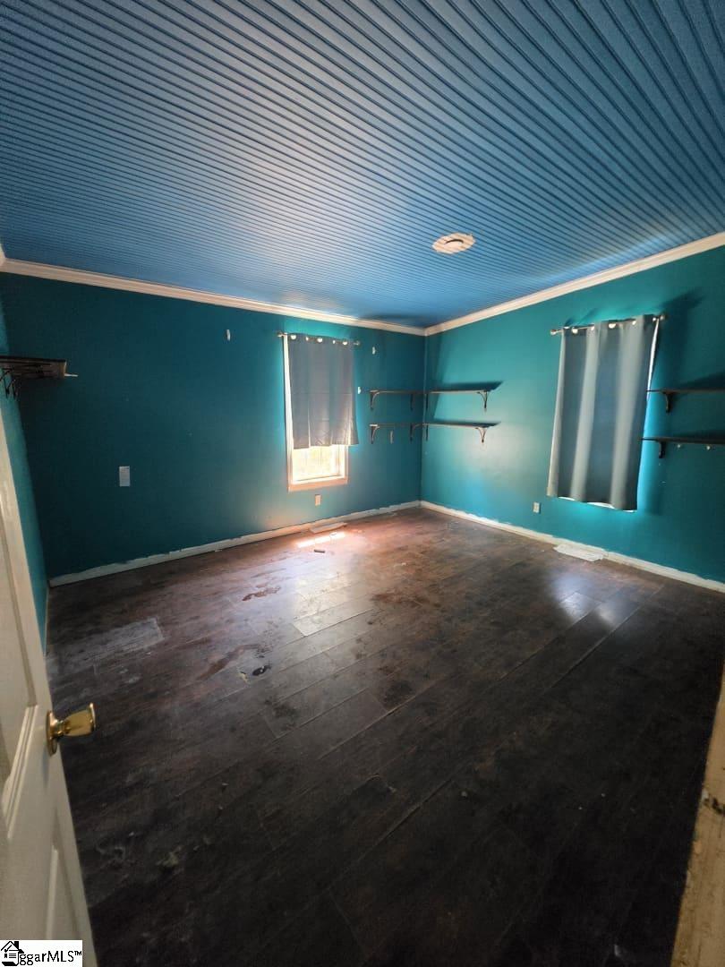 6 S Chastain Drive Greenville, SC 29617