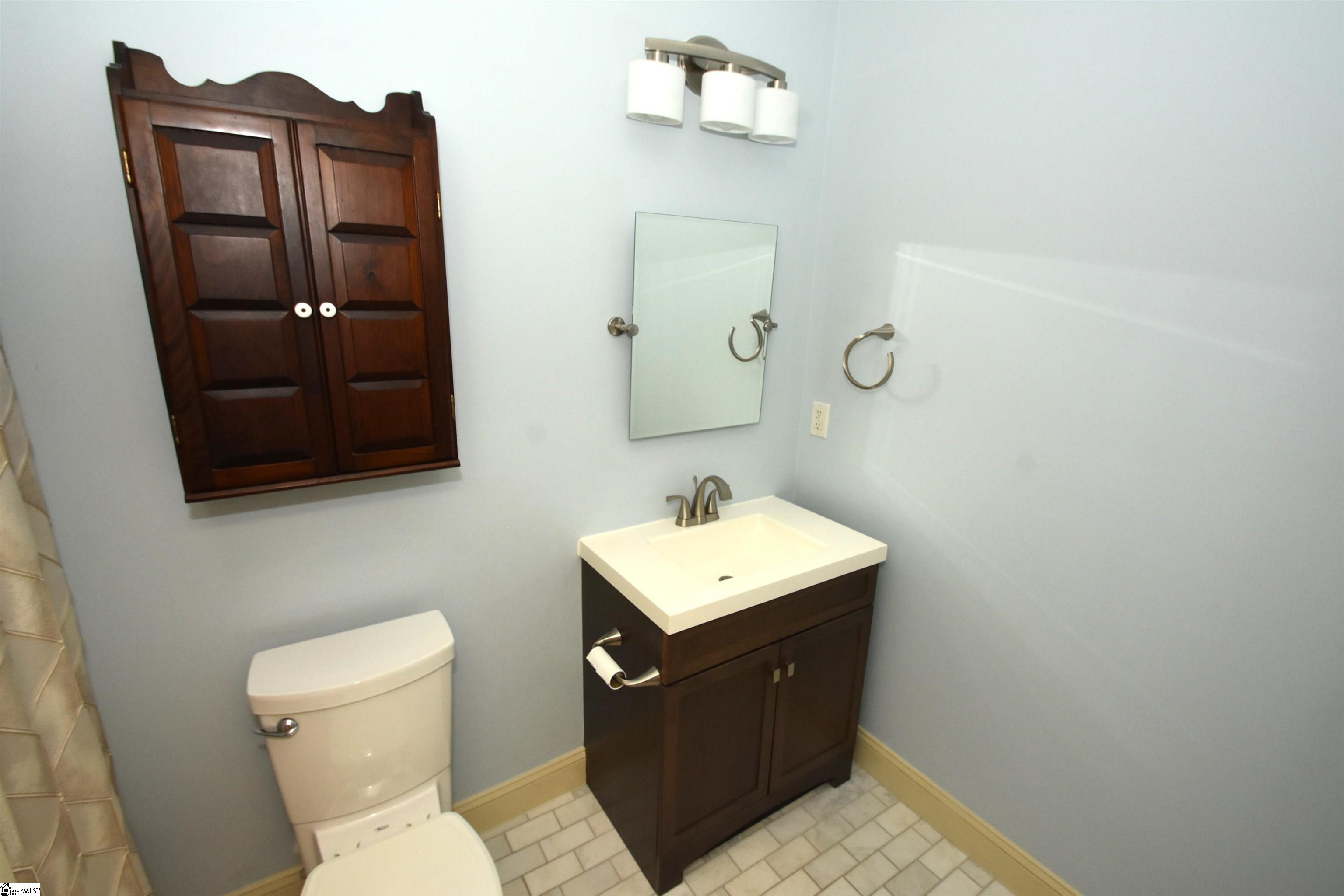 26 Dolerite Drive Taylors, SC 29687