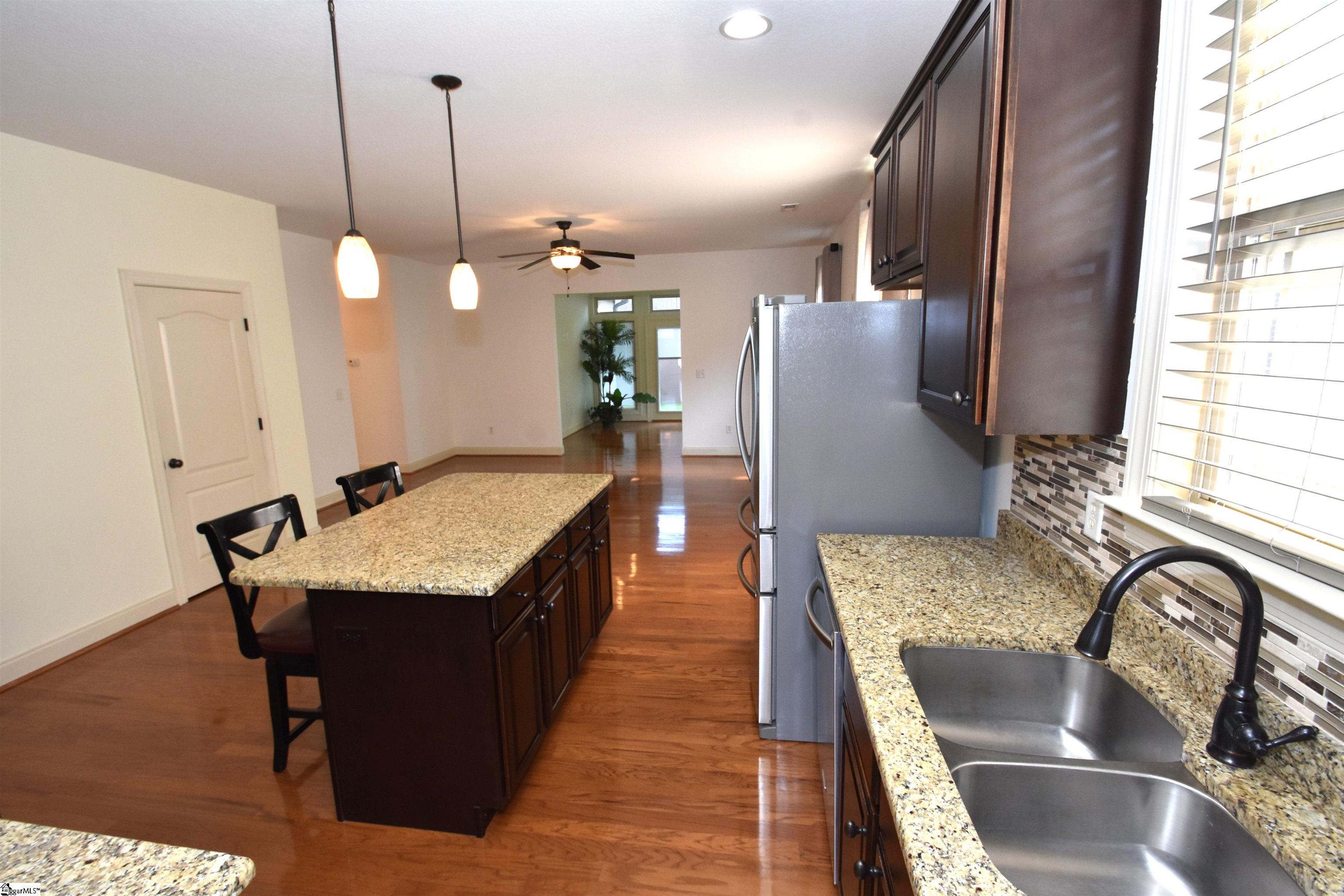 26 Dolerite Drive Taylors, SC 29687