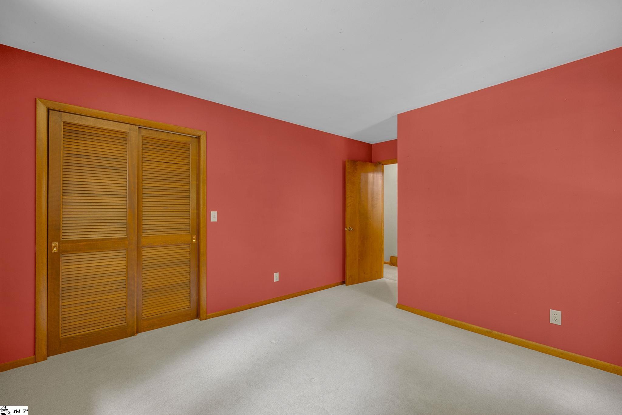 2109 Moorefield Memorial Highway Pickens, SC 29671