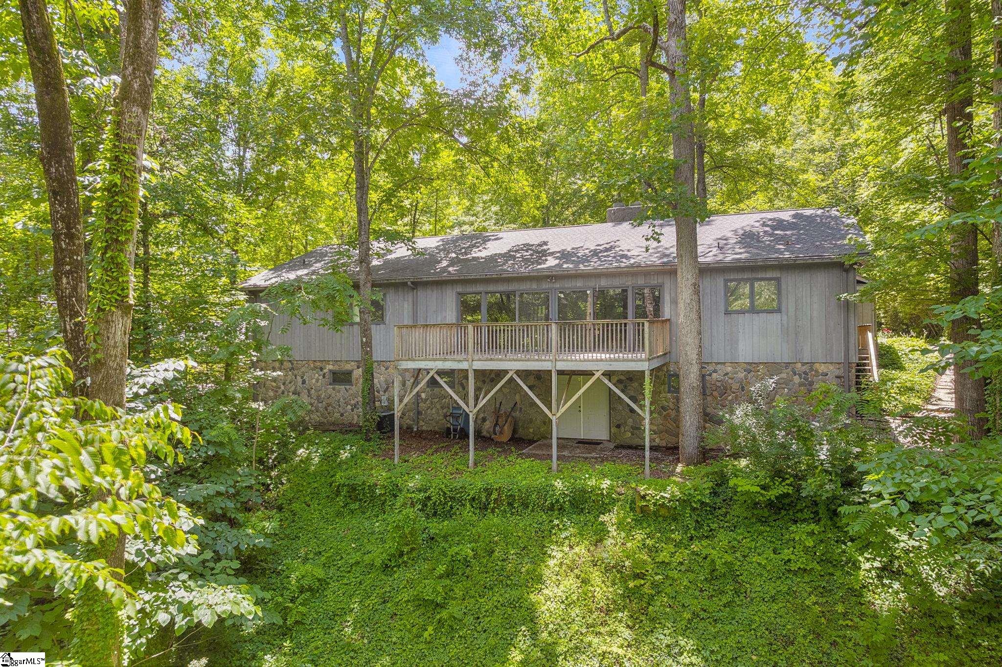 2109 Moorefield Memorial Highway Pickens, SC 29671