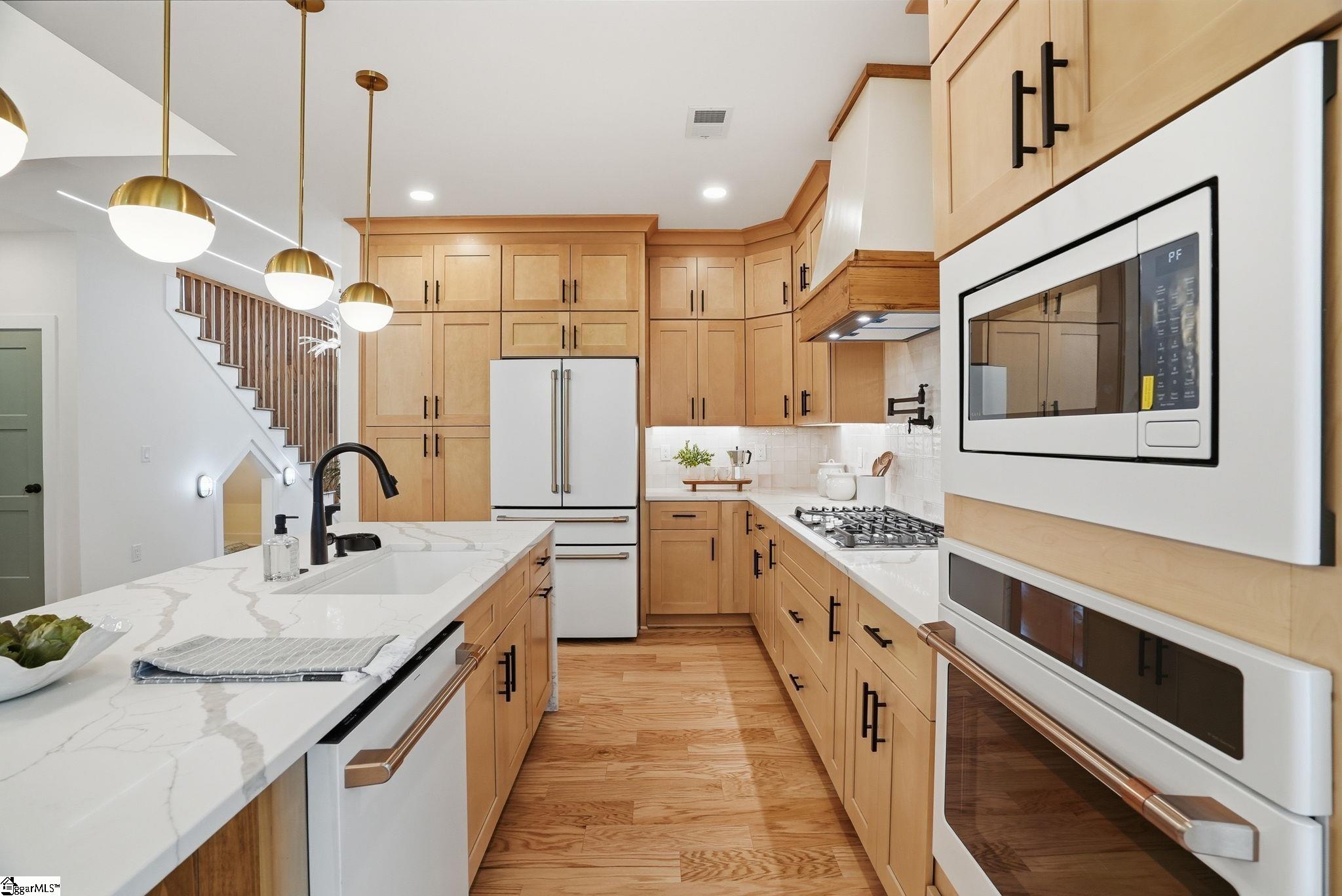 119 S Shore Drive Fair Play, SC 29643