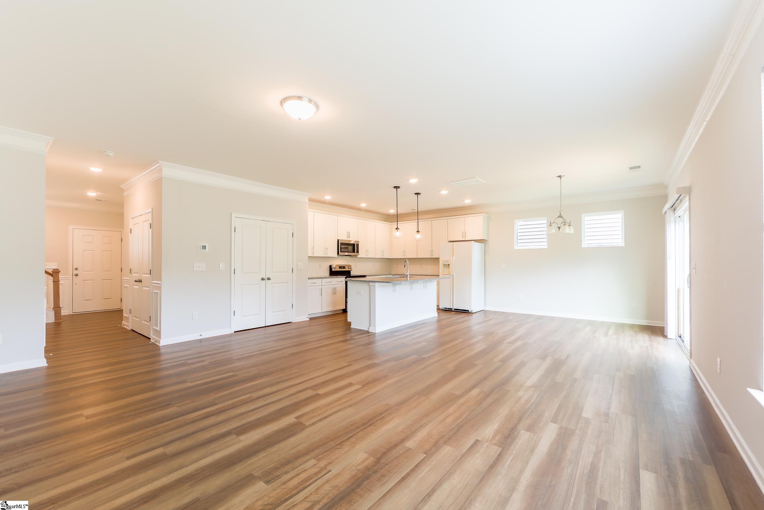 7037 Haddington Drive Roebuck, SC 29376