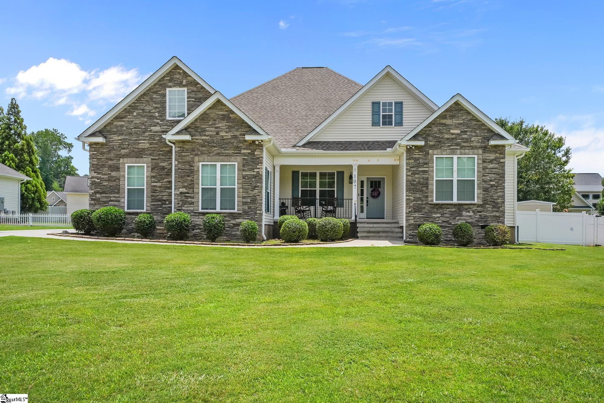 107 Folly Bend Drive, Greenwood, SC 29649