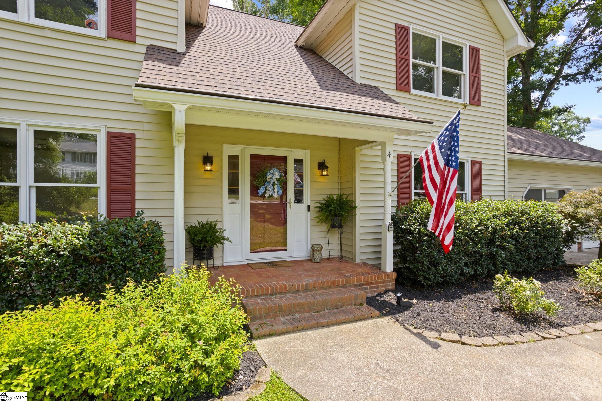 4 Bendingwood Court Taylors, SC 29687