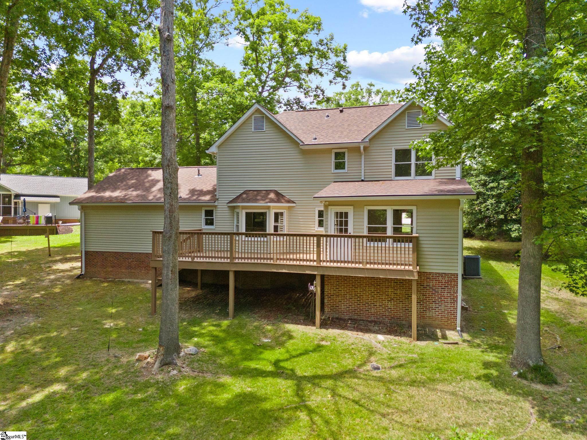 4 Bendingwood Court Taylors, SC 29687