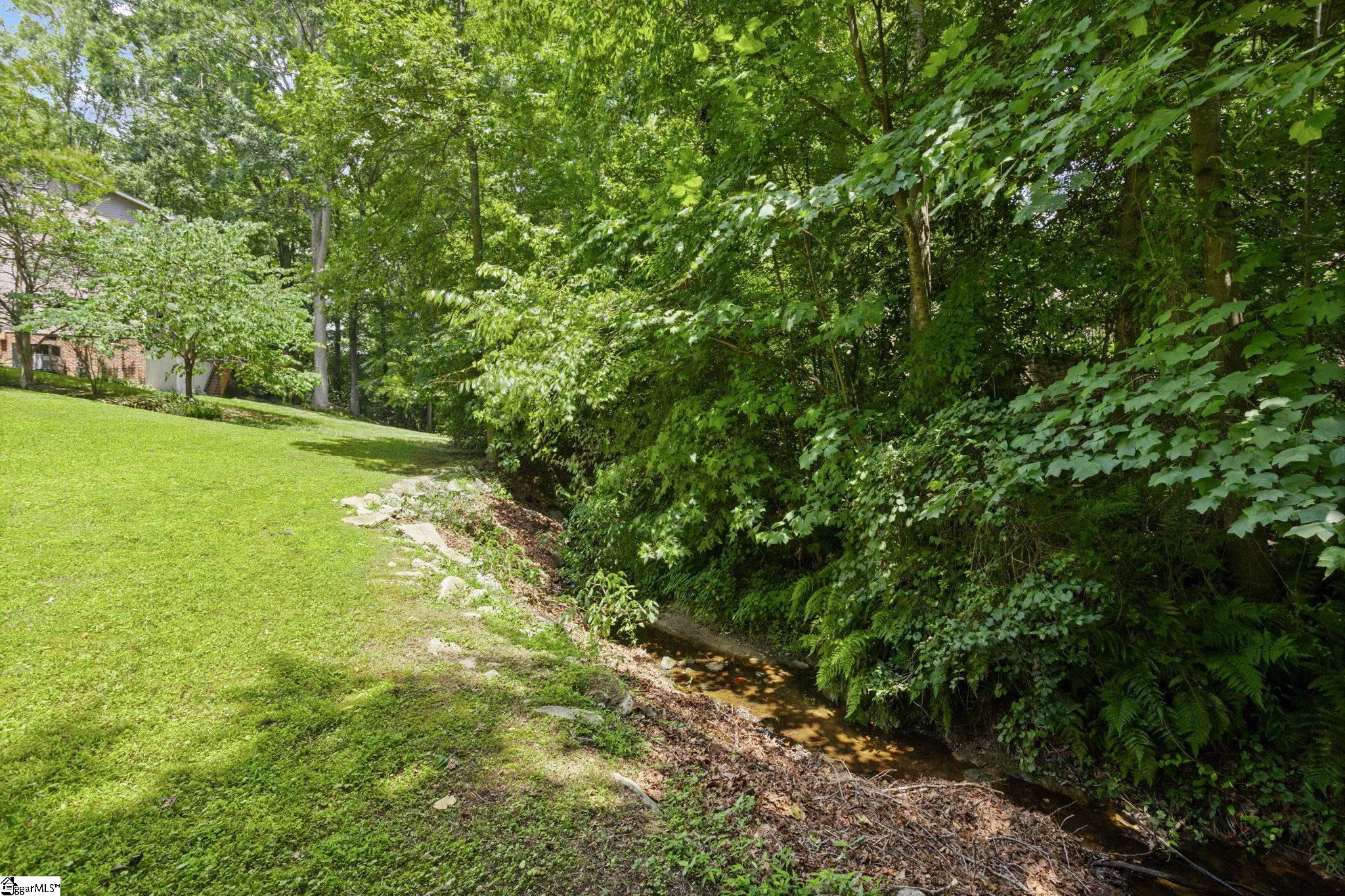 4 Bendingwood Court Taylors, SC 29687