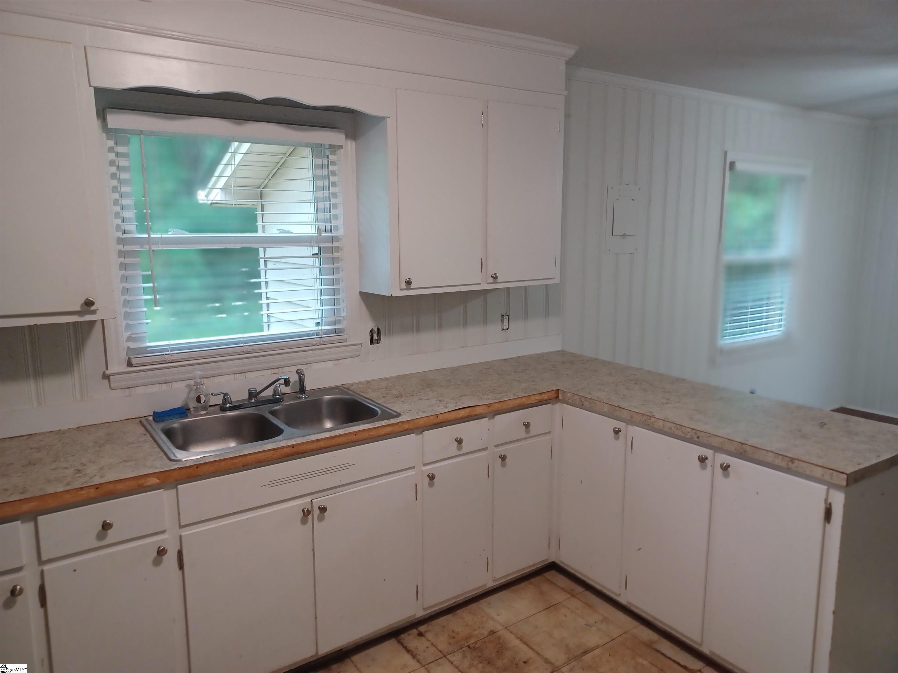 616 Sunset Circle Lancaster, SC 29720-2984